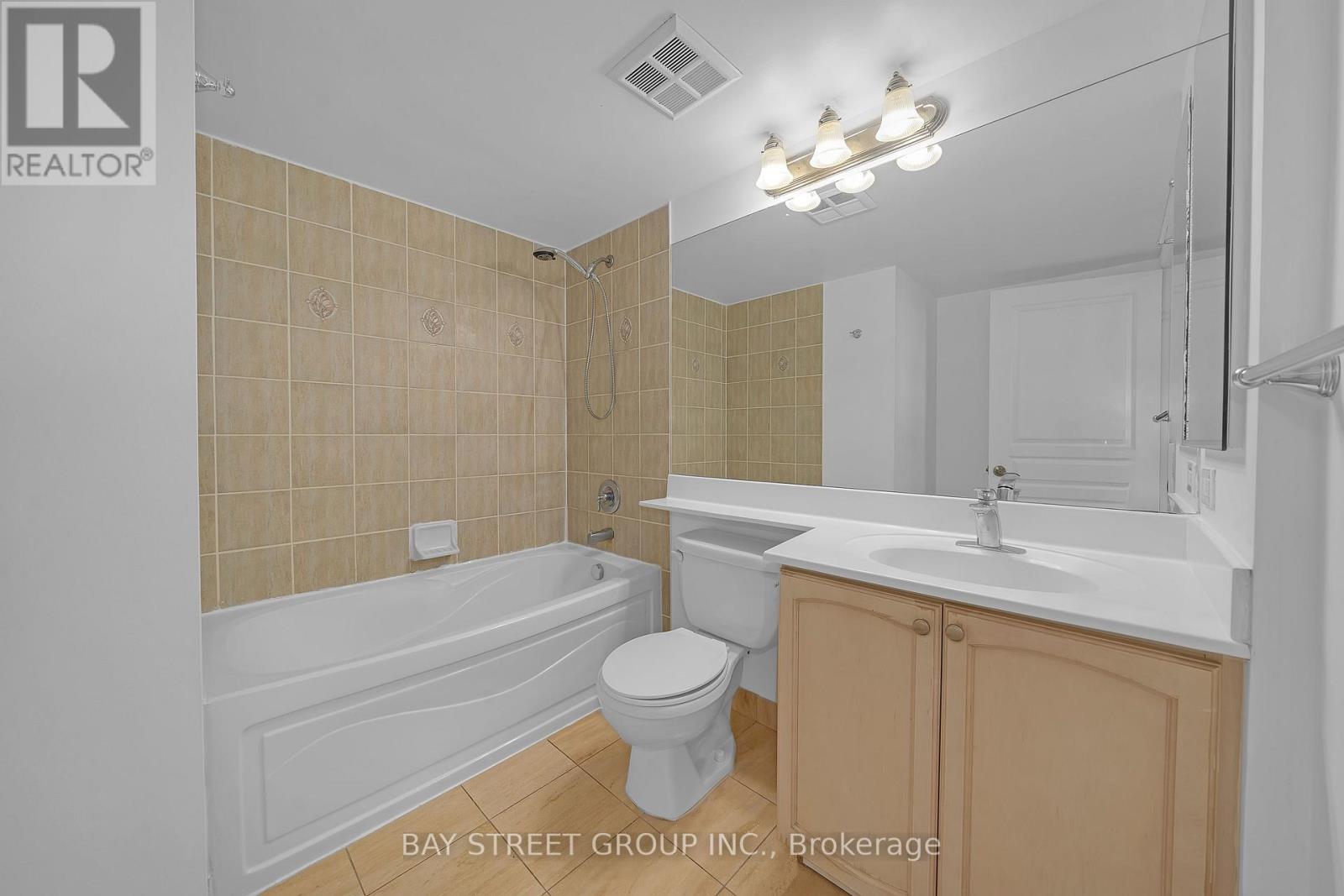 #2321 15 NORTHTOWN WAY - 14