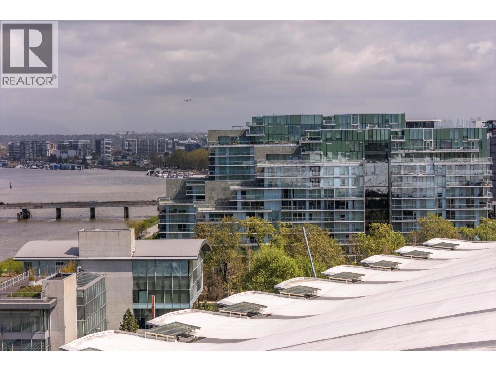 #302-6633 PEARSON Way, Richmond