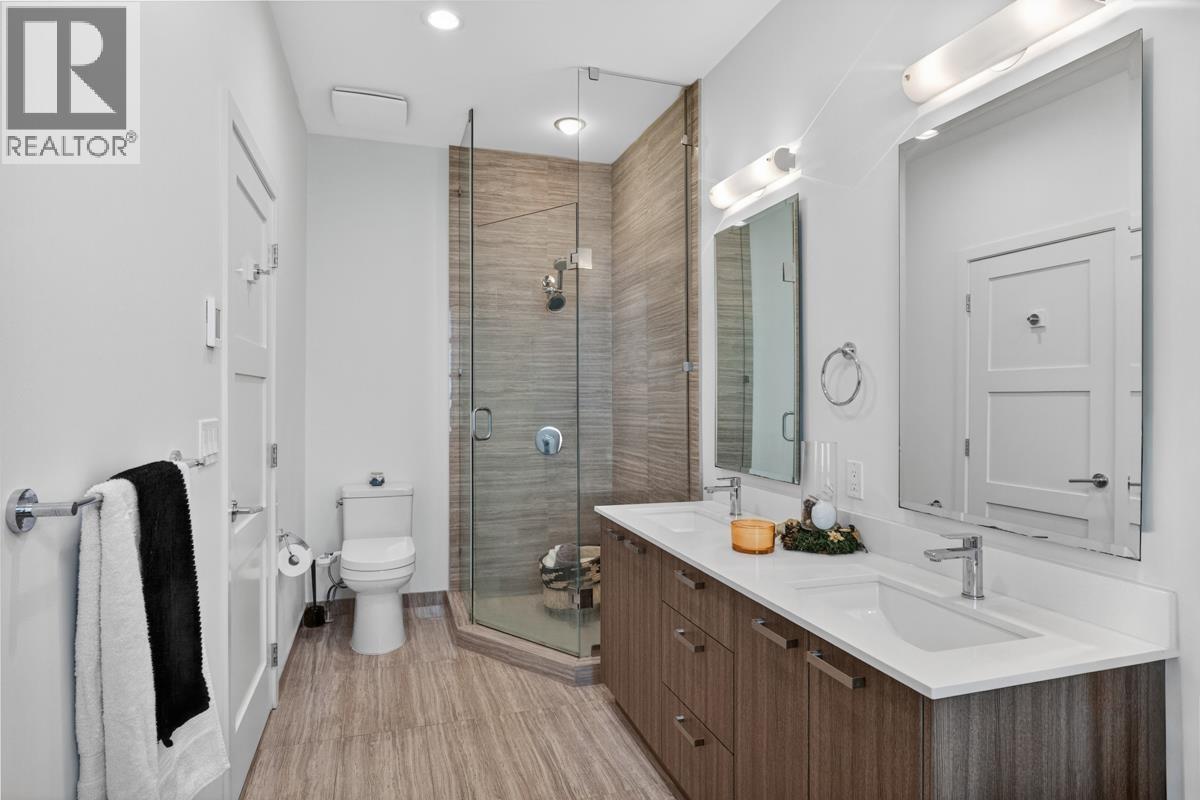 621 14TH STREET, West Vancouver