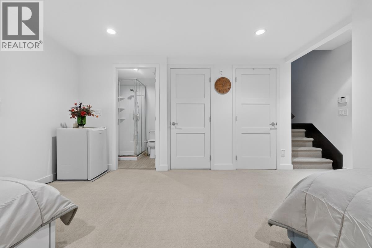 621 14TH STREET, West Vancouver