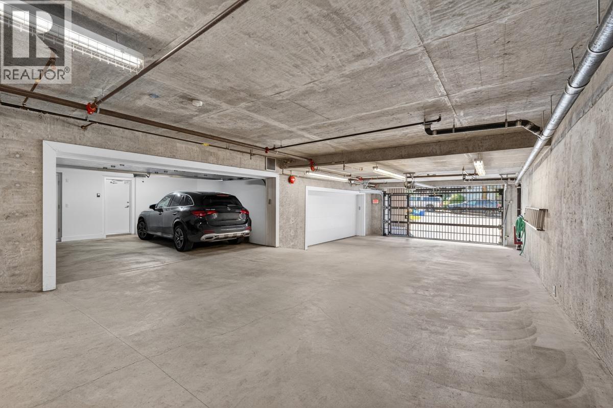 621 14TH STREET, West Vancouver