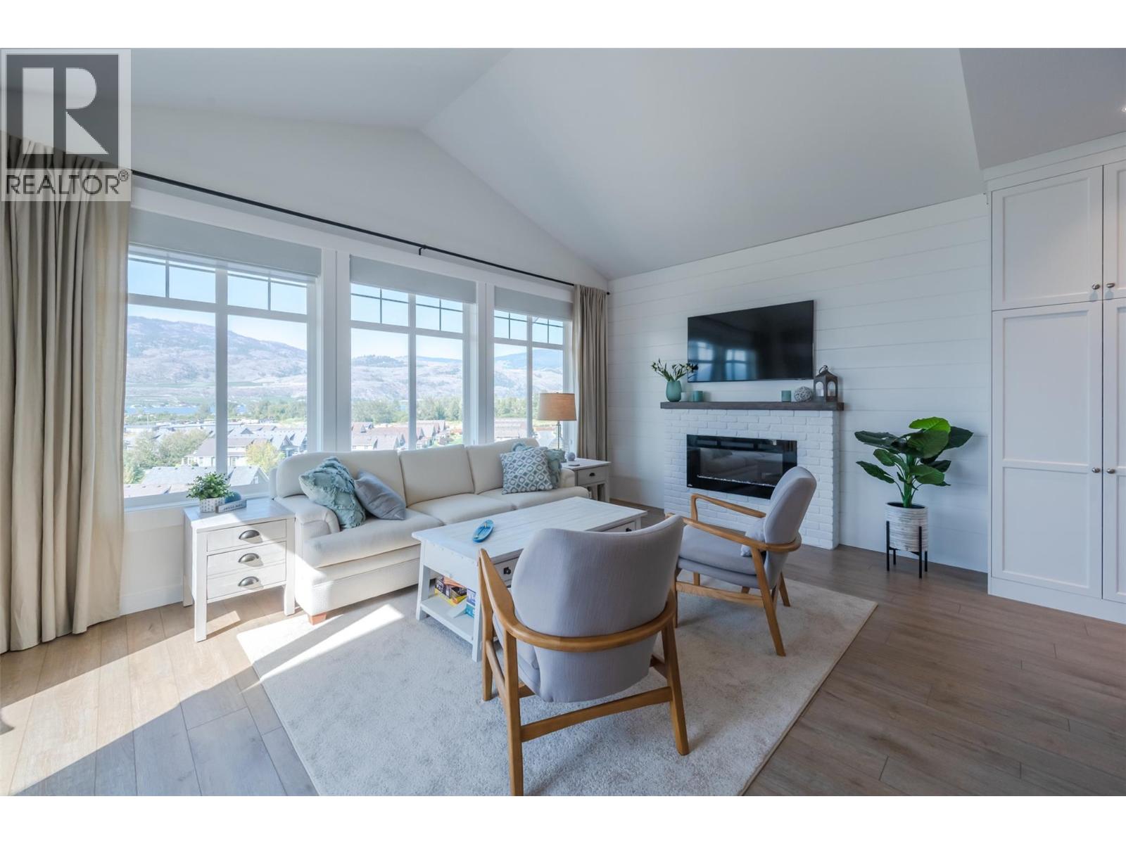 2450 Radio Tower Road Unit# 174, Oliver