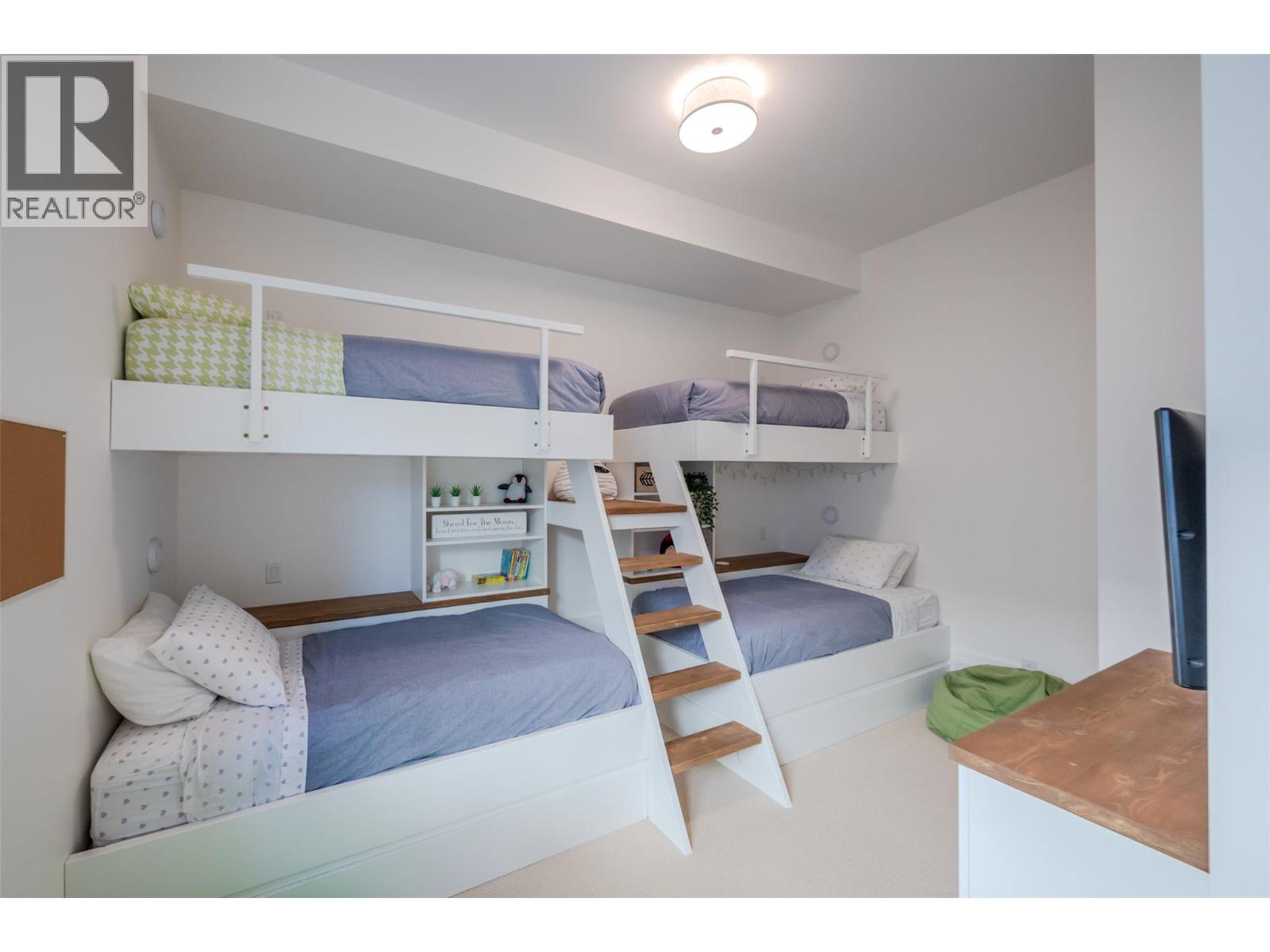 2450 Radio Tower Road Unit# 174, Oliver