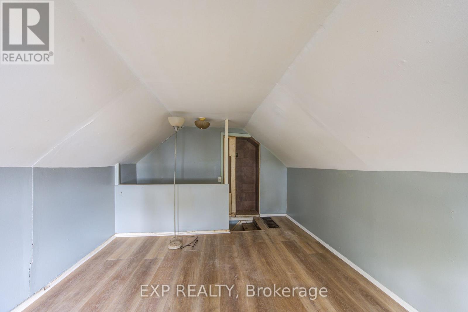 1 RATHGAR STREET - 17