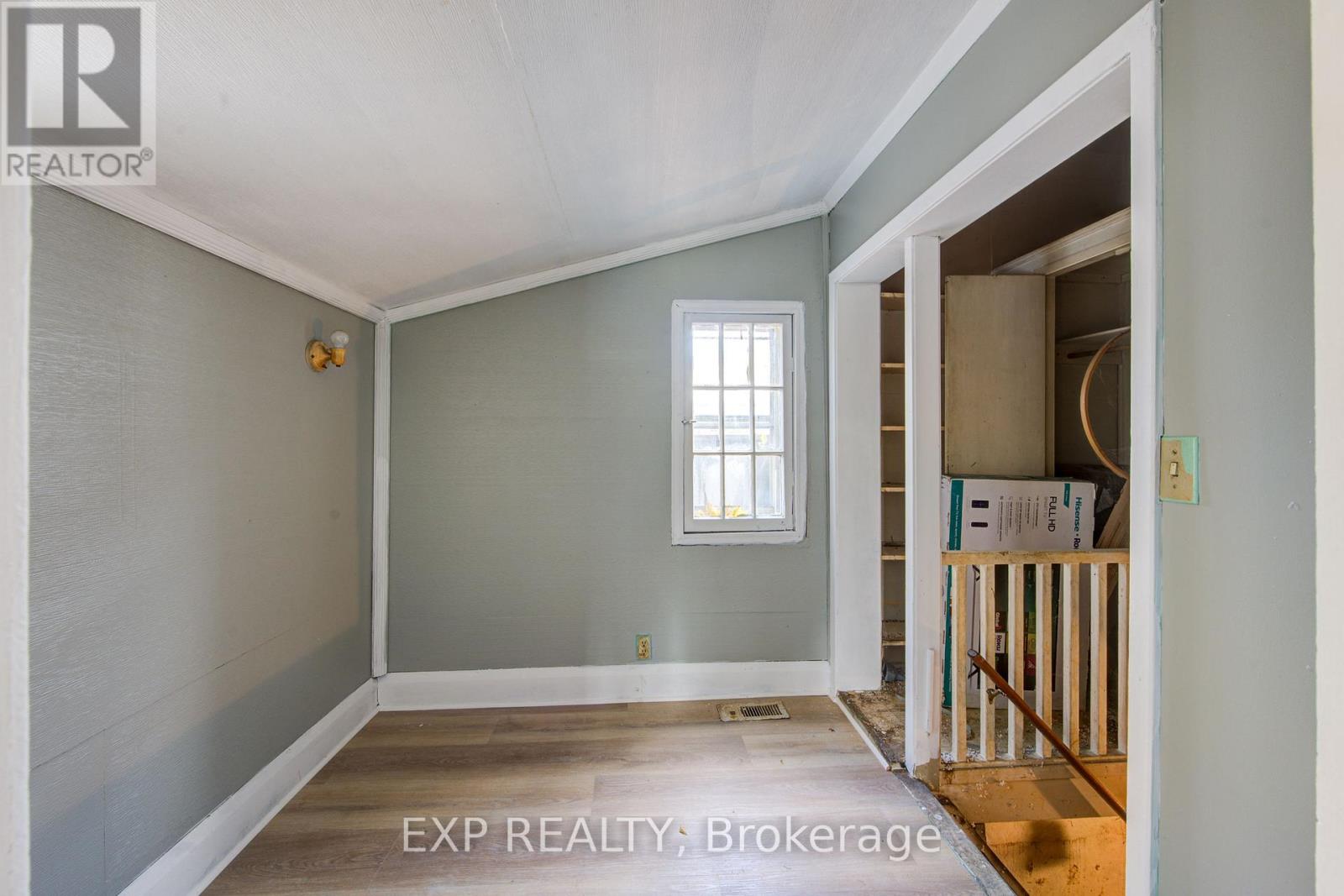 1 RATHGAR STREET - 18