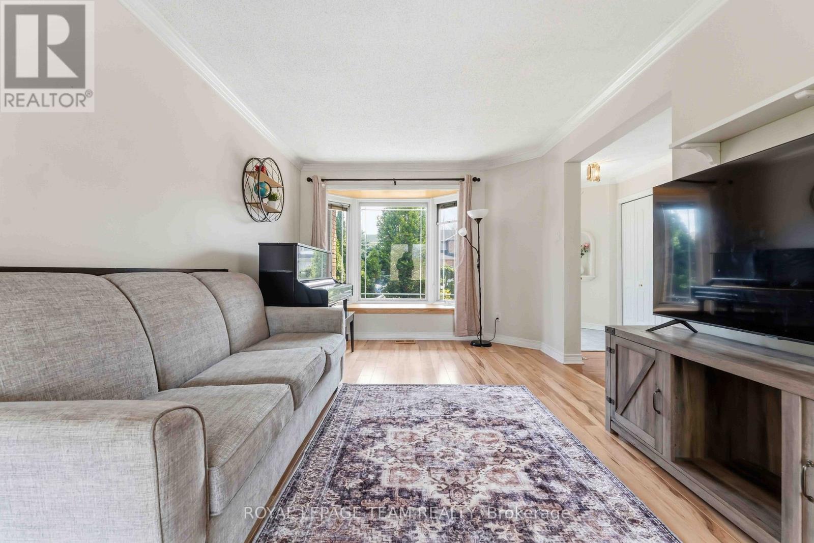 86 SAI CRESCENT - 8