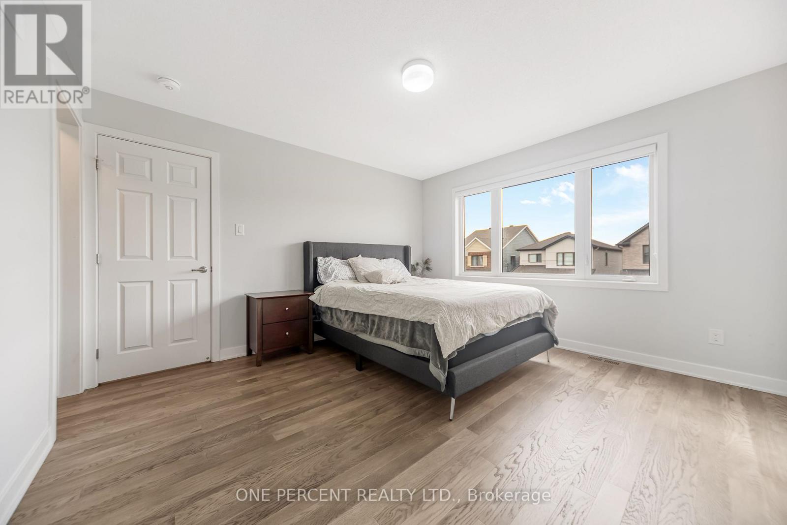1016 SHOWMAN STREET - 22
