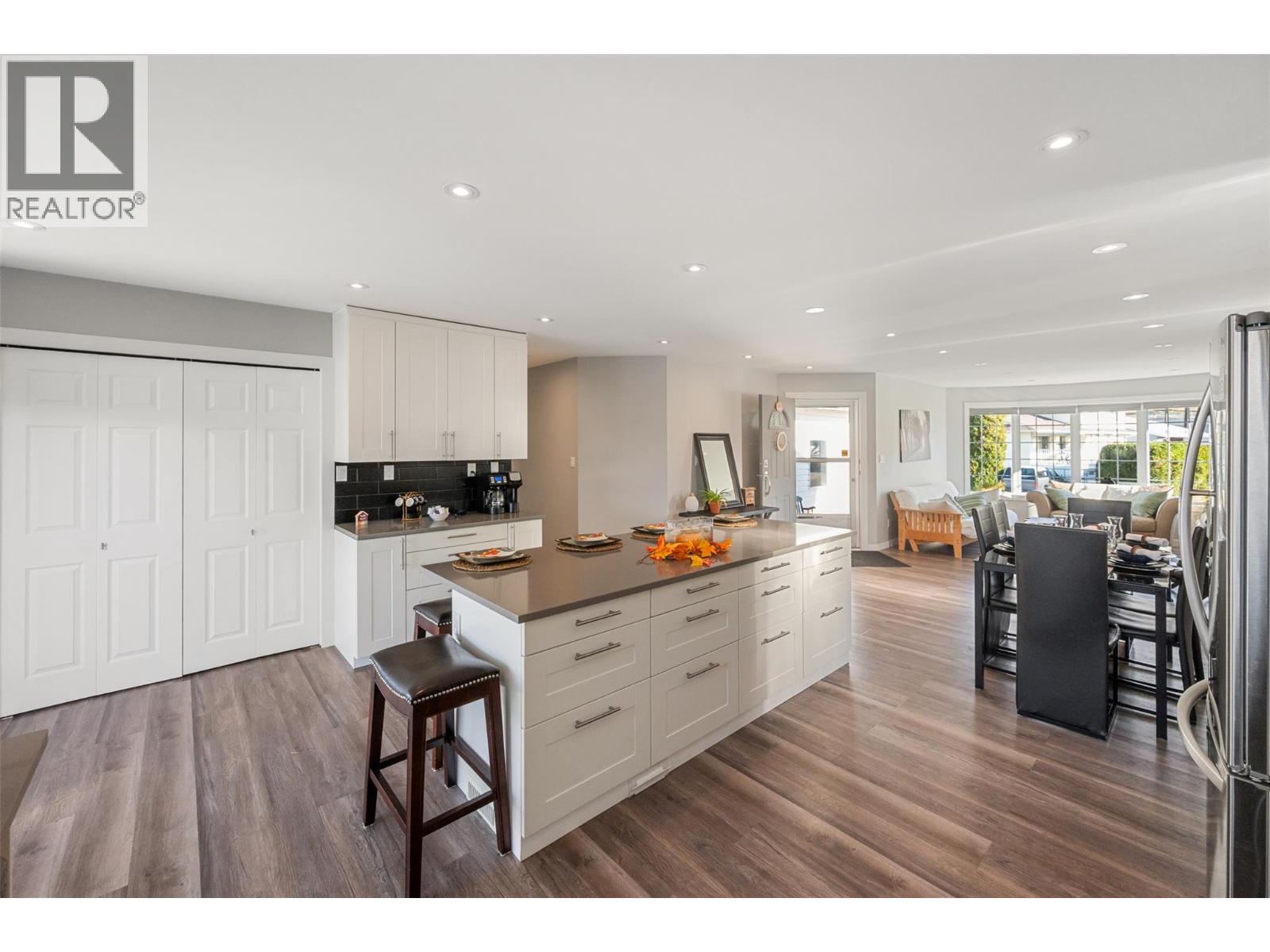 38 BAYVIEW Crescent, Osoyoos