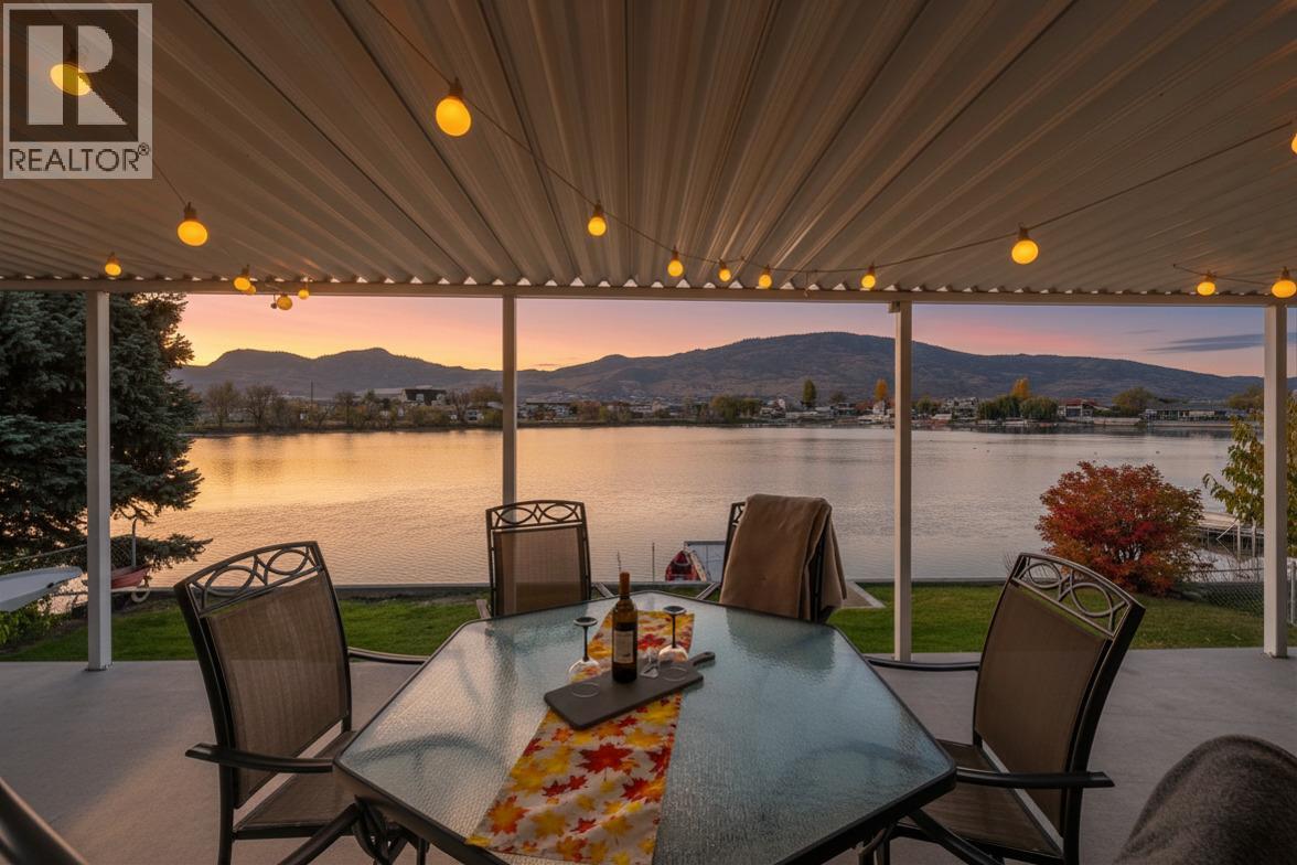 38 BAYVIEW Crescent, Osoyoos