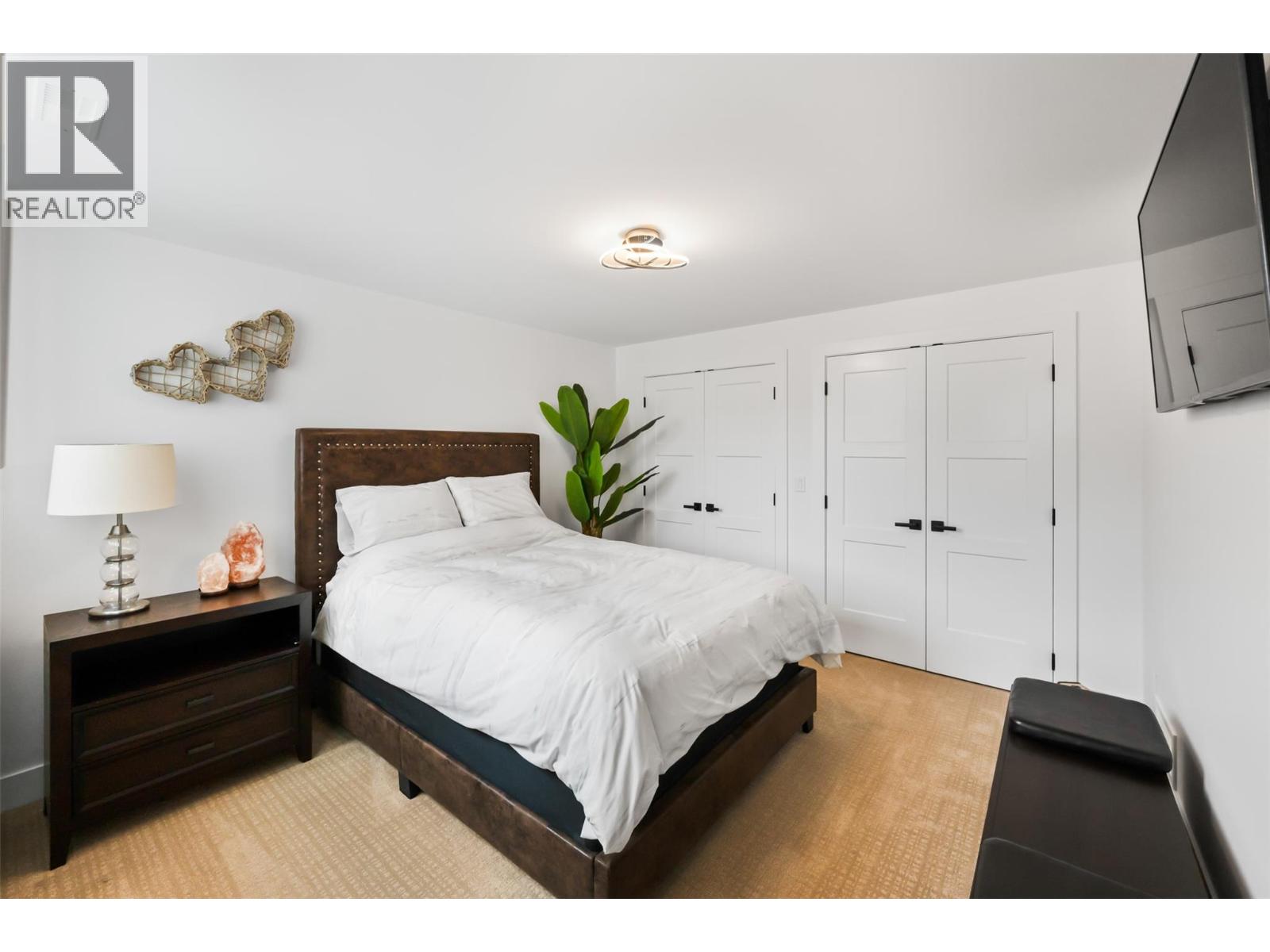 10400 87th Street, Osoyoos