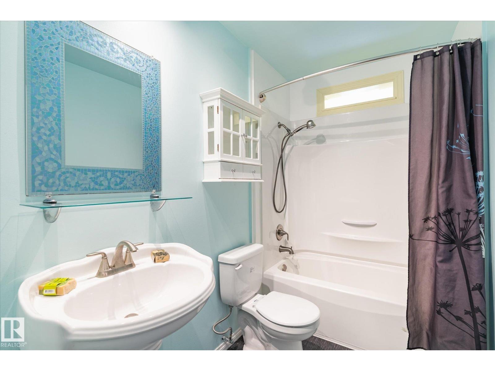 30 FARMSTEAD AV, St. Albert