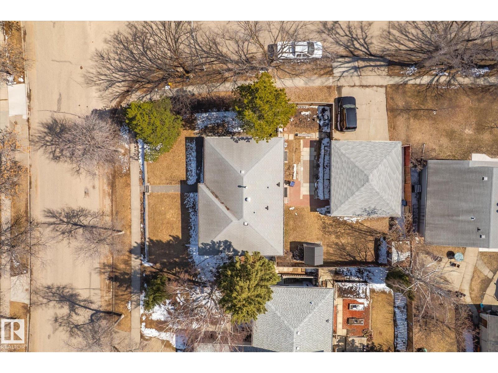 30 FARMSTEAD AV, St. Albert