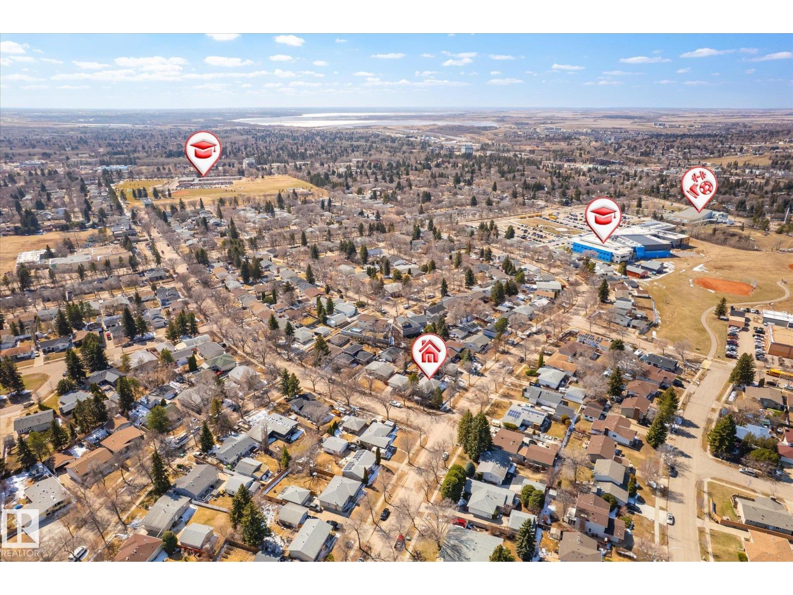 30 FARMSTEAD AV, St. Albert