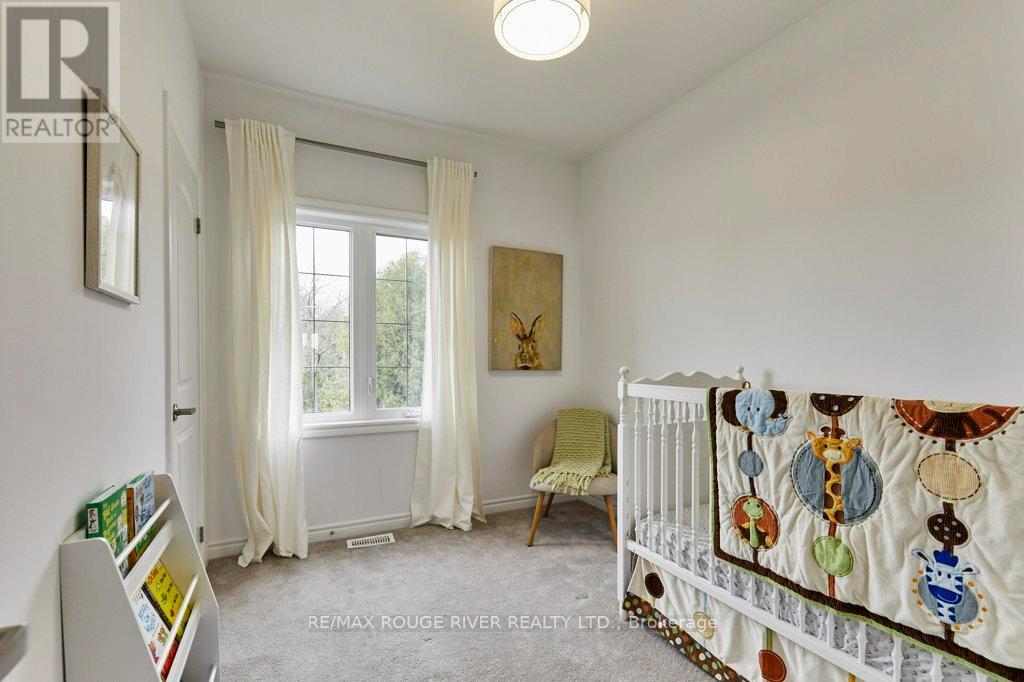 6 SEAGRAVE LANE - 28