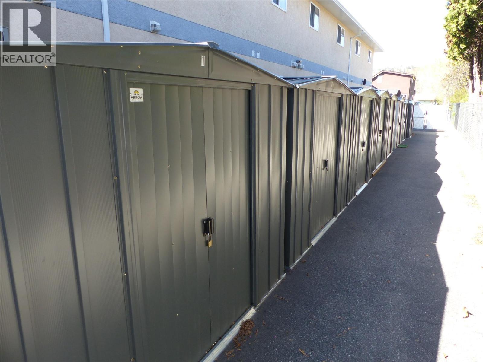 108-13014 Armstrong Avenue - 32