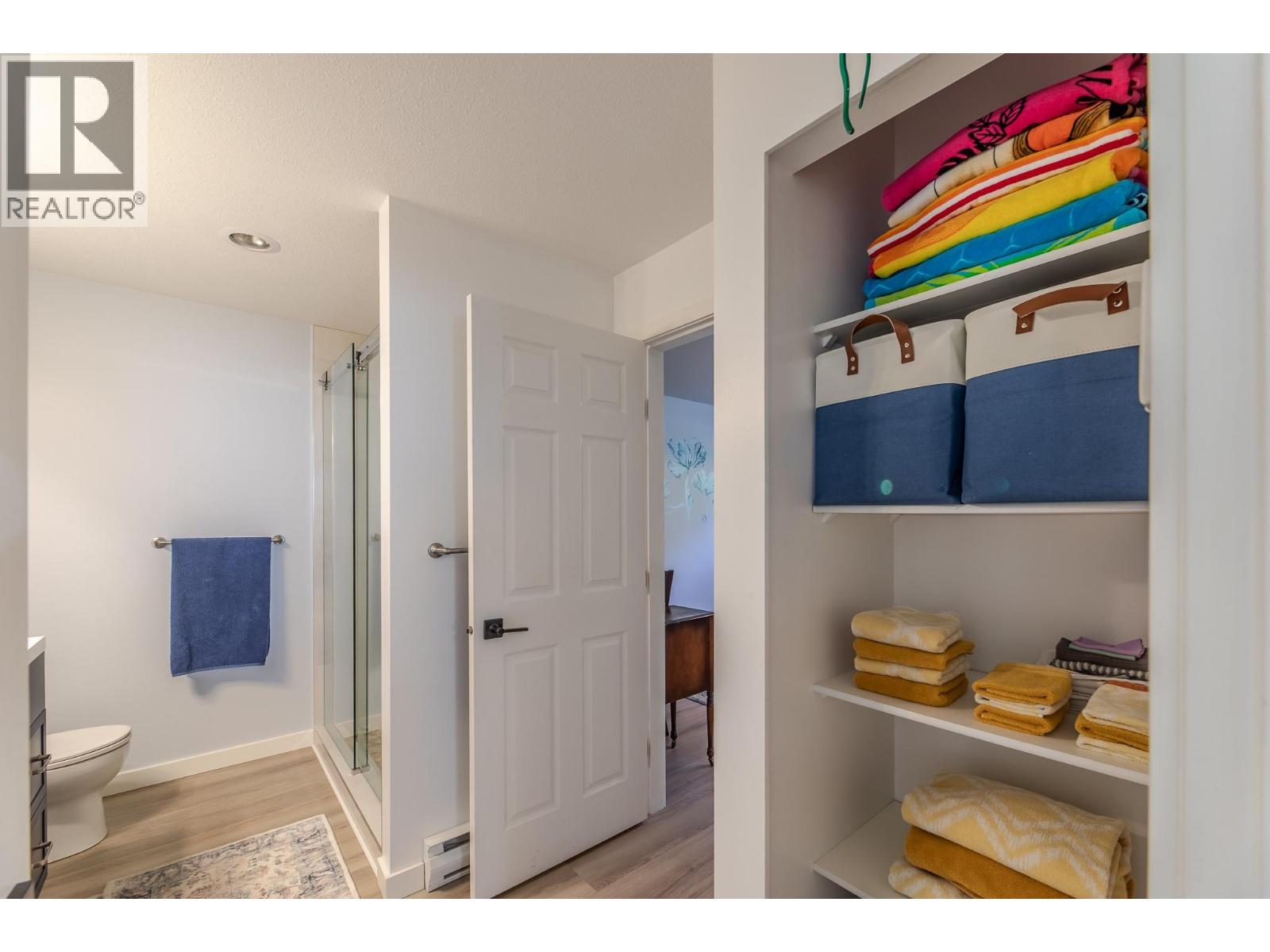 108-13014 Armstrong Avenue - 18