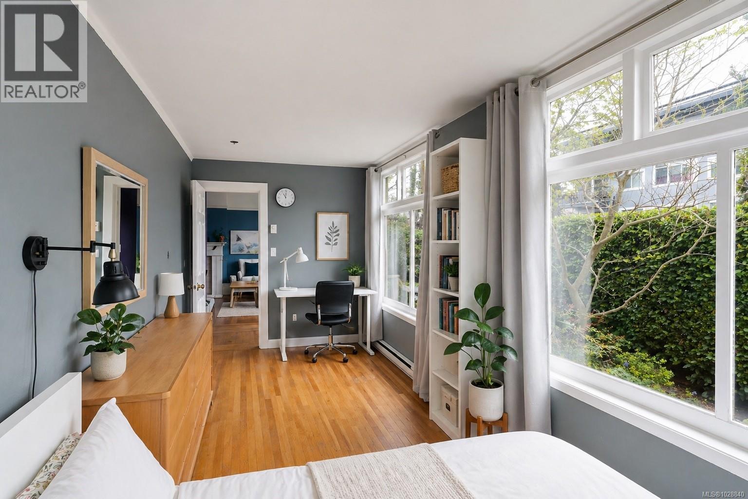  1270 Yates Street, Victoria