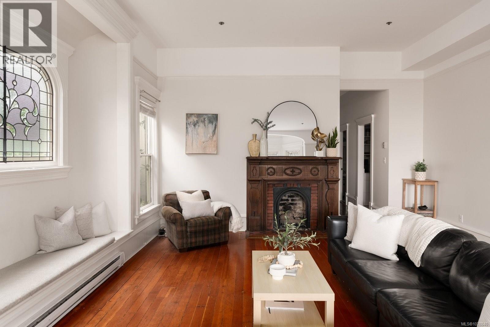  1270 Yates Street, Victoria