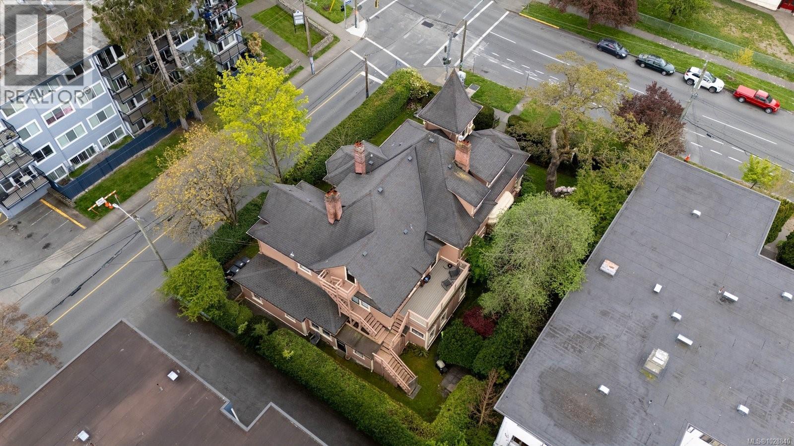  1270 Yates Street, Victoria