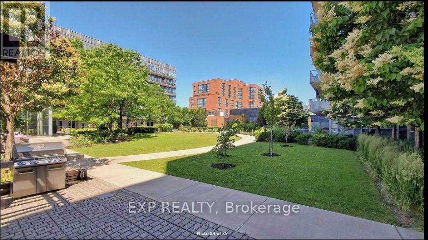 #917 25 COLE STREET - 12