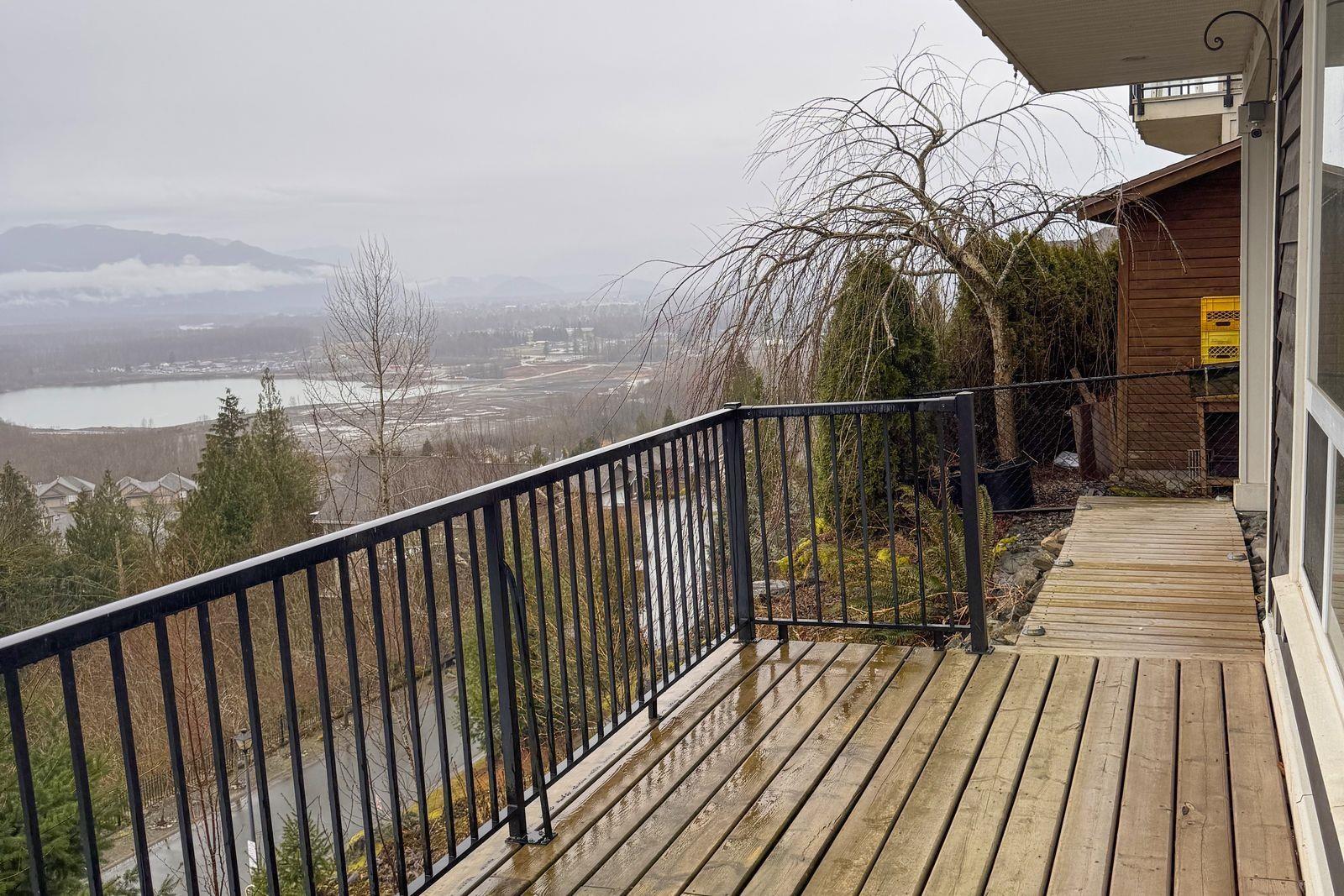 House in Chilliwack - Image 28
