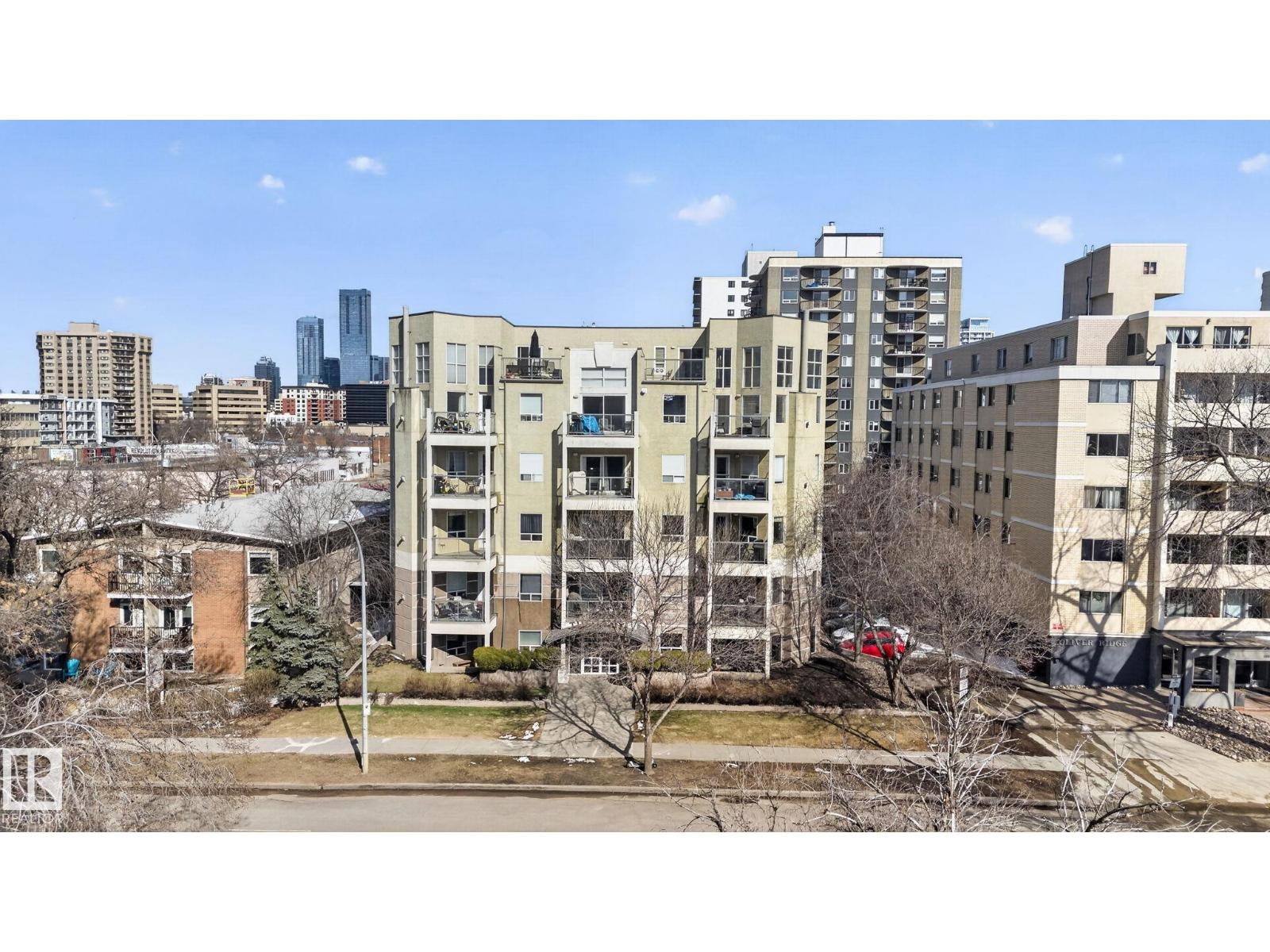#105 10033 116 ST NW NW, Edmonton