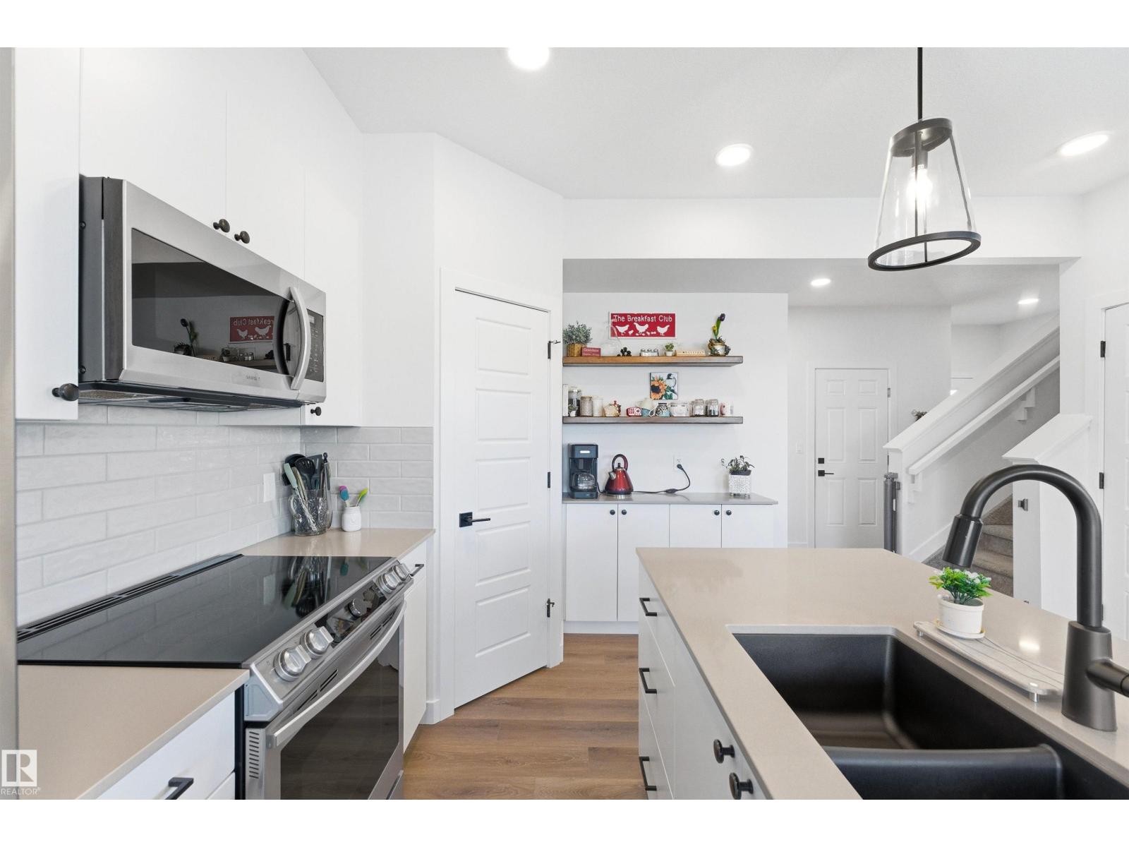 364 GENESIS VI, Stony Plain