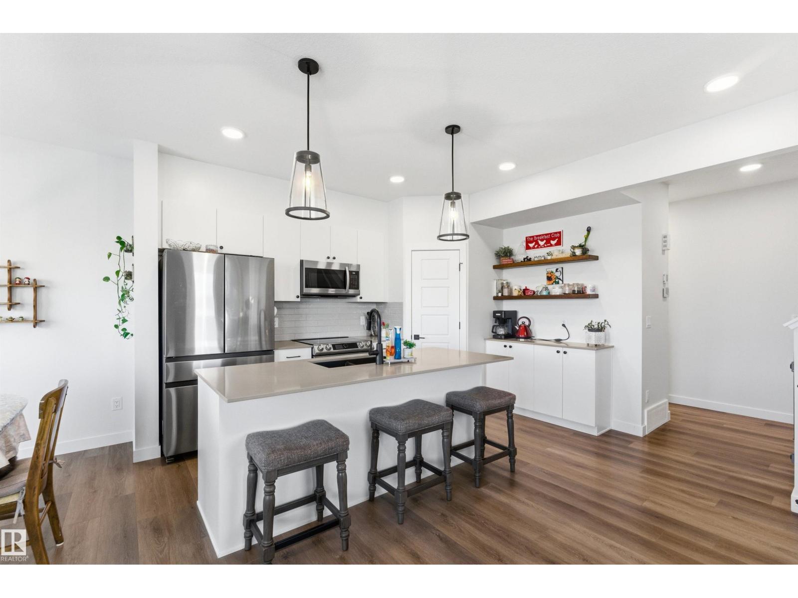 364 GENESIS VI, Stony Plain