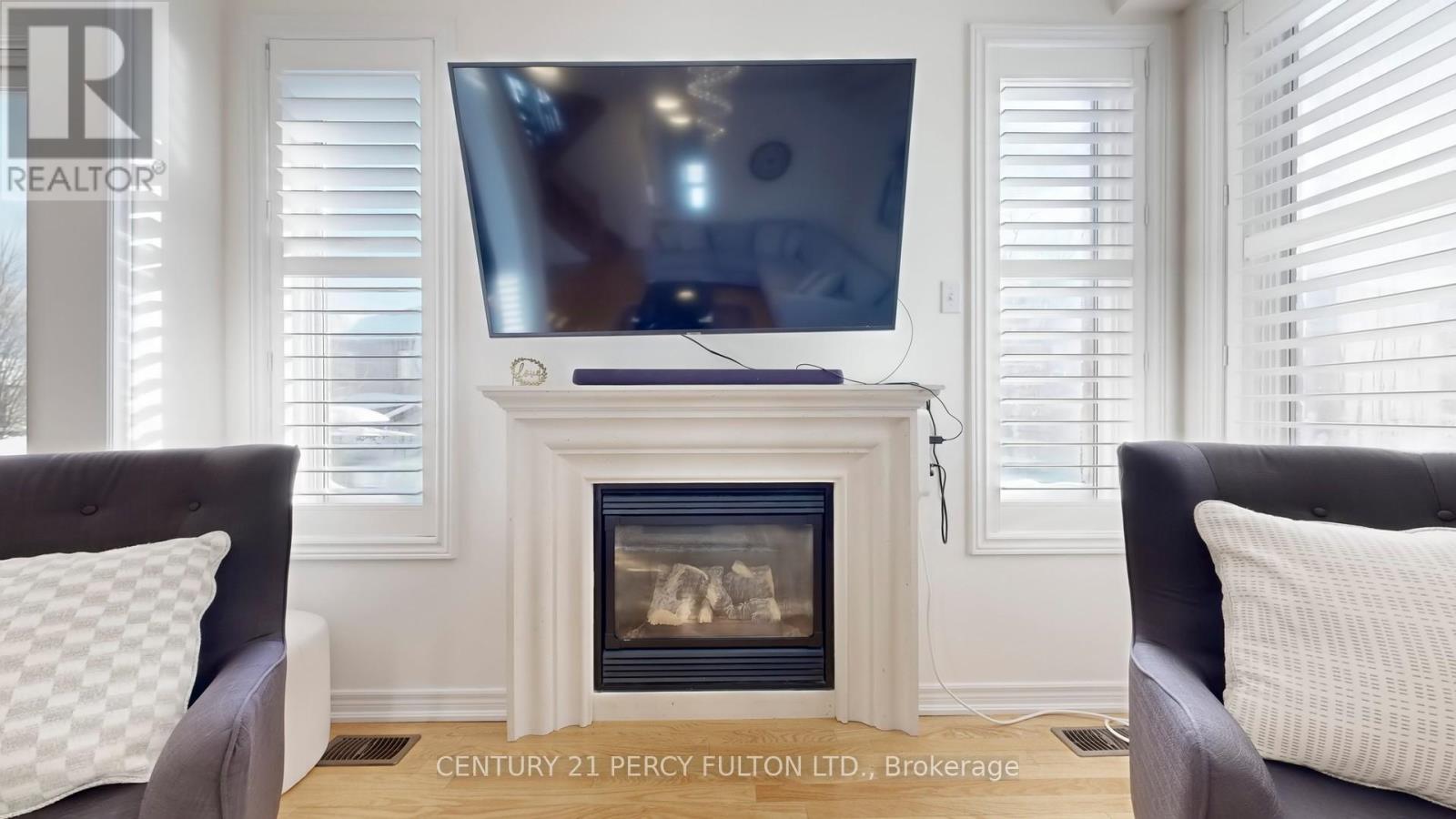 145 SILVER MAPLE ROAD - 9