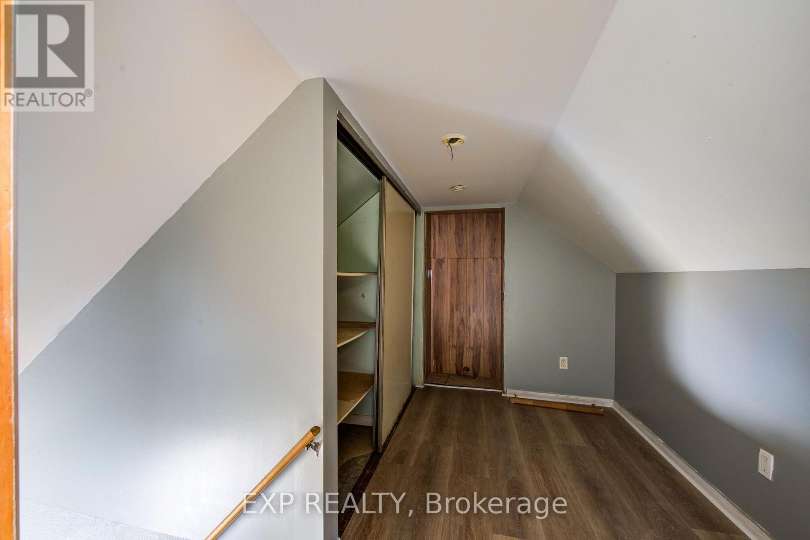 1 RATHGAR STREET - 12
