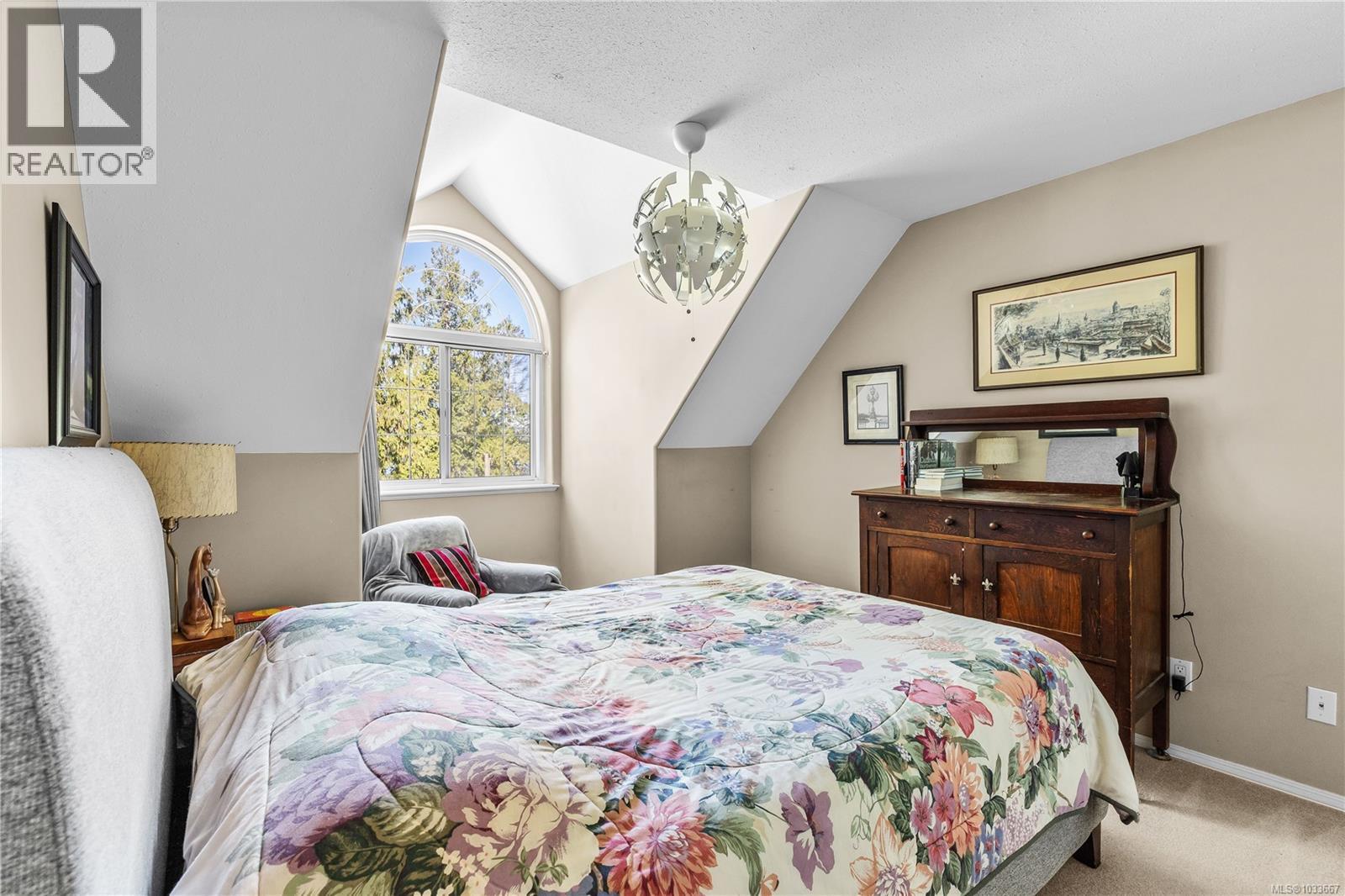 6249/6259 Island Hwy S - 56