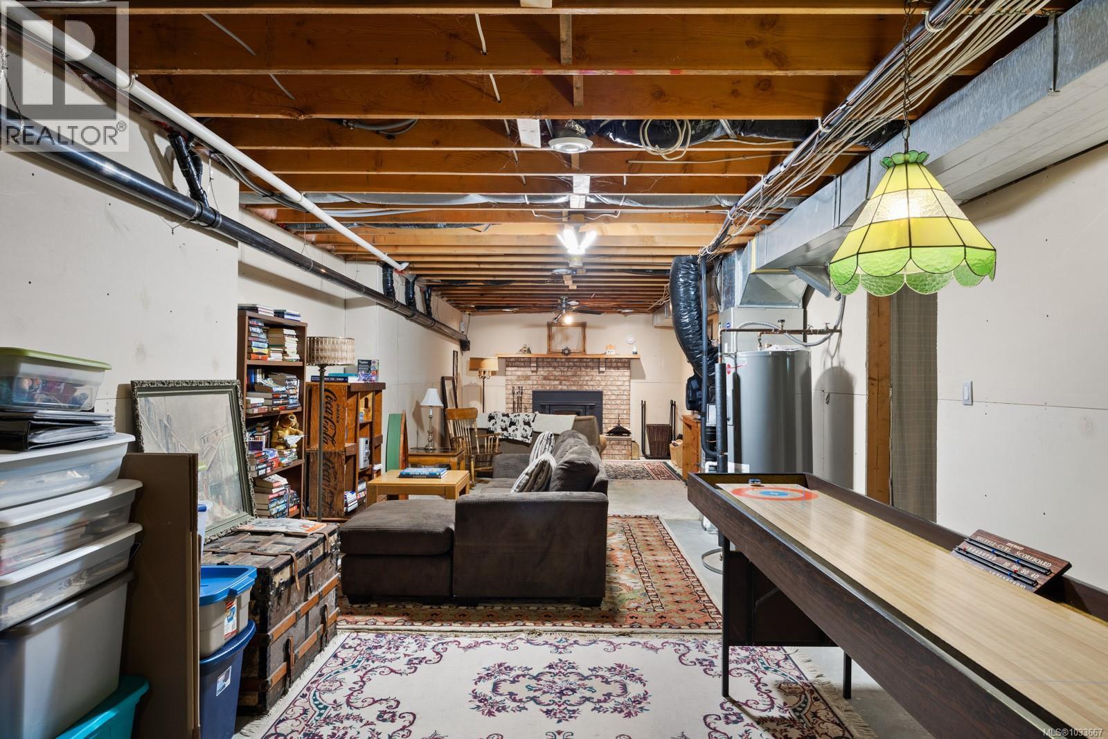 6249/6259 Island Hwy S - 58