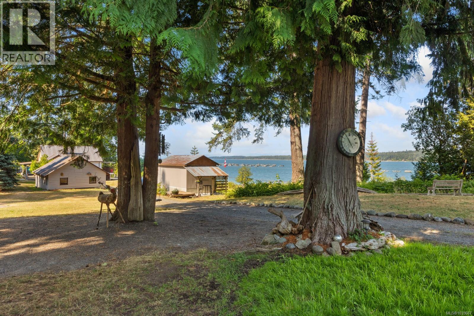 6249/6259 Island Hwy S - 72