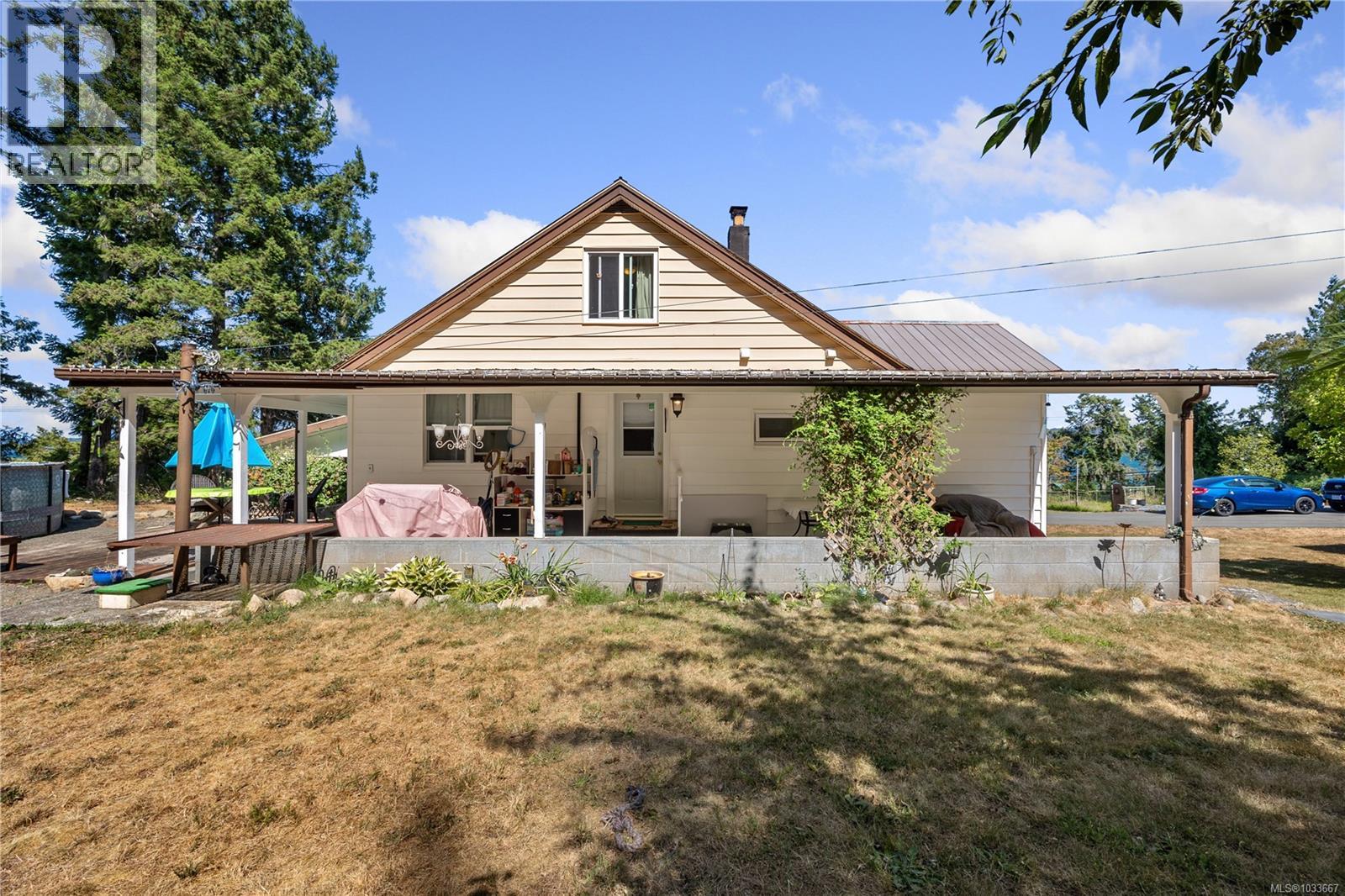 6249/6259 Island Hwy S - 82