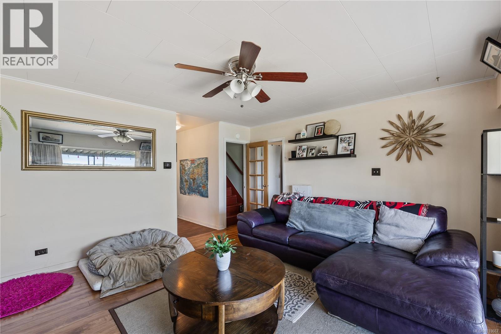 6249/6259 Island Hwy S - 95