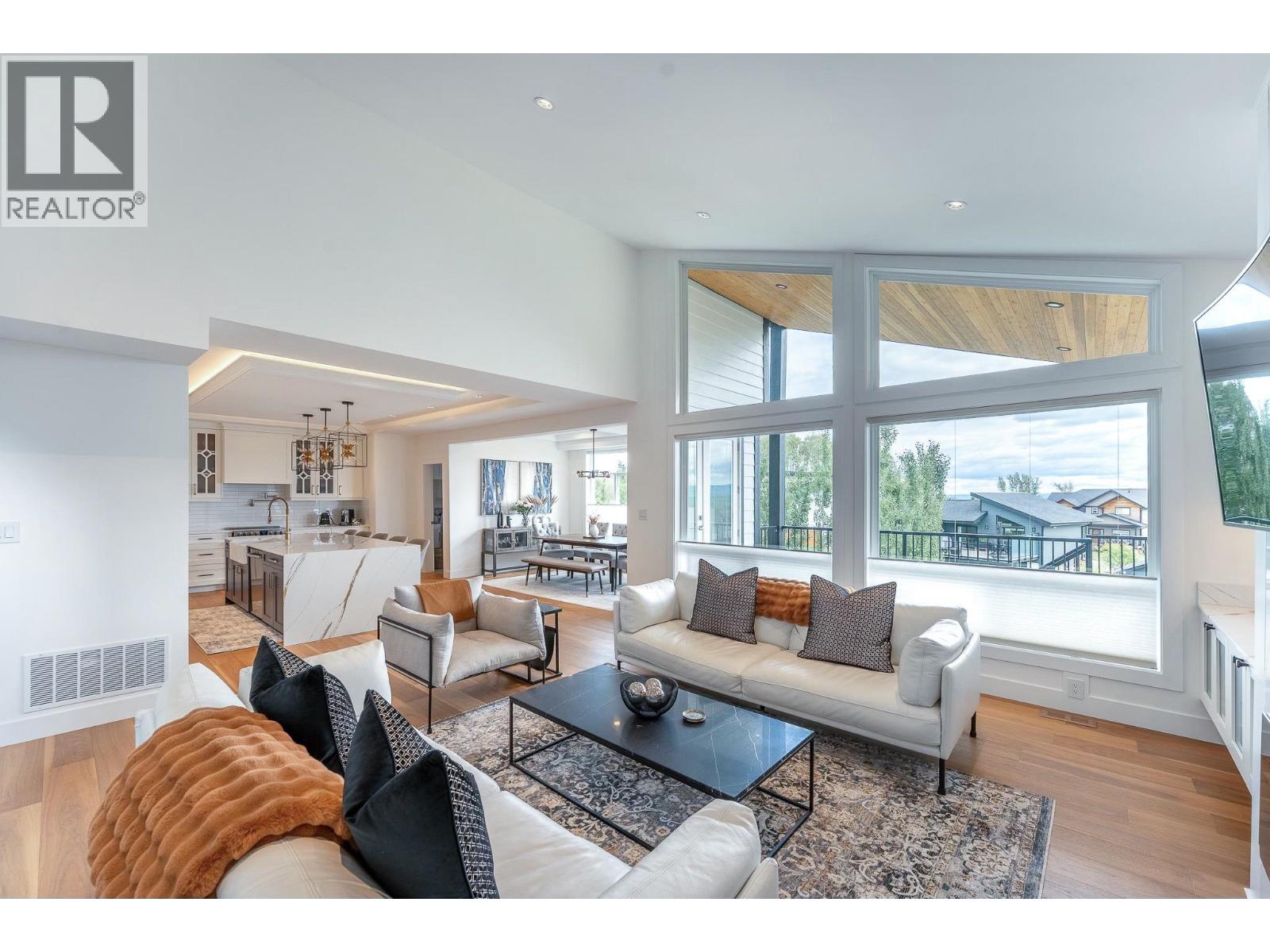2450 GRAFTON PLACE - 13