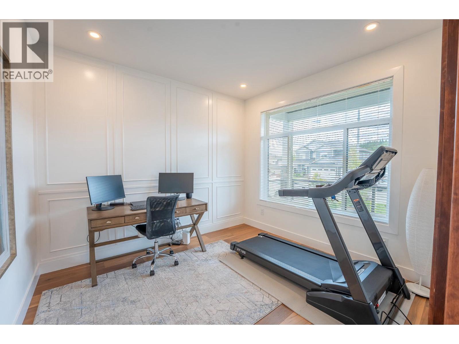 2450 GRAFTON PLACE - 16