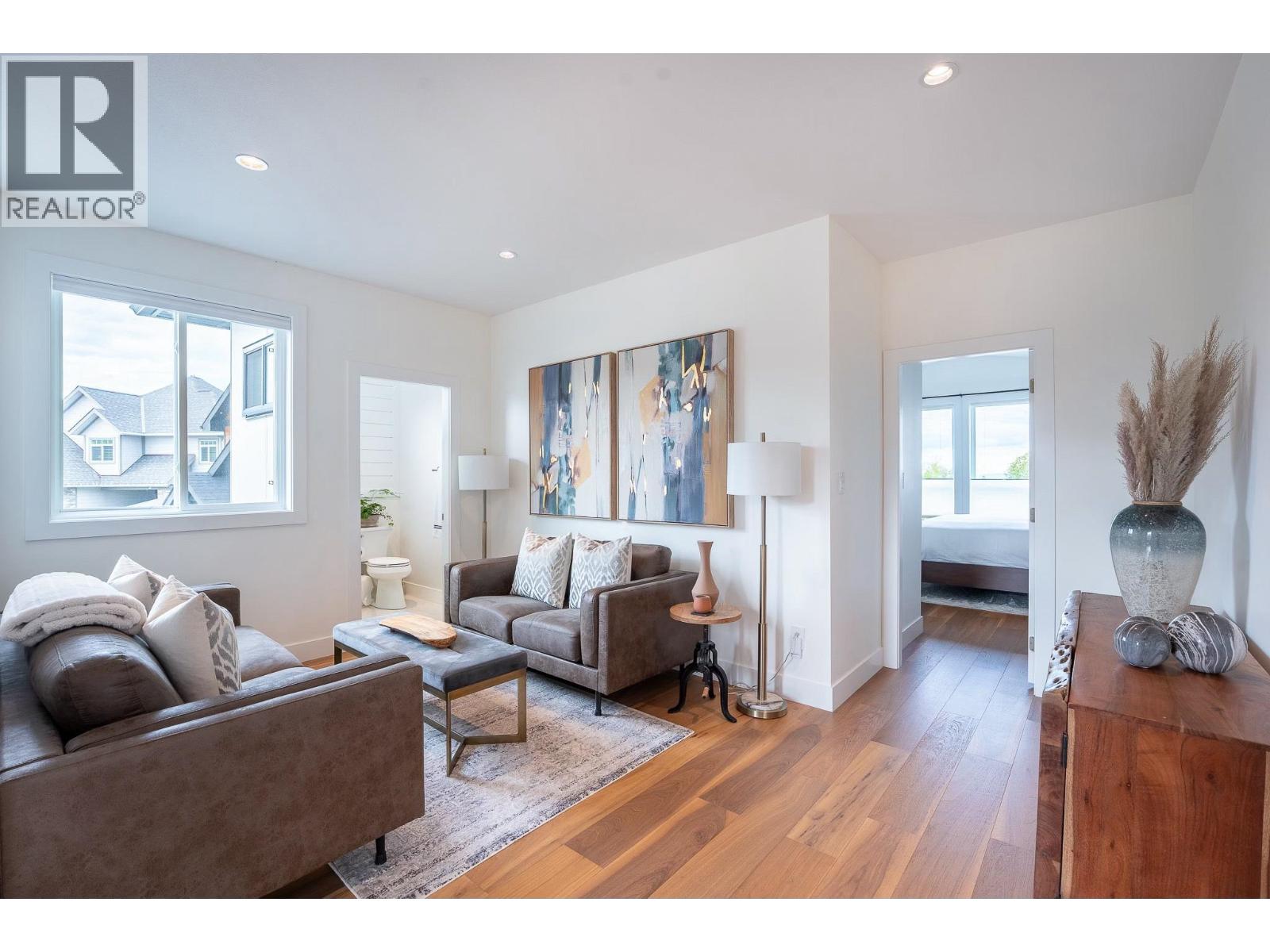 2450 GRAFTON PLACE - 27