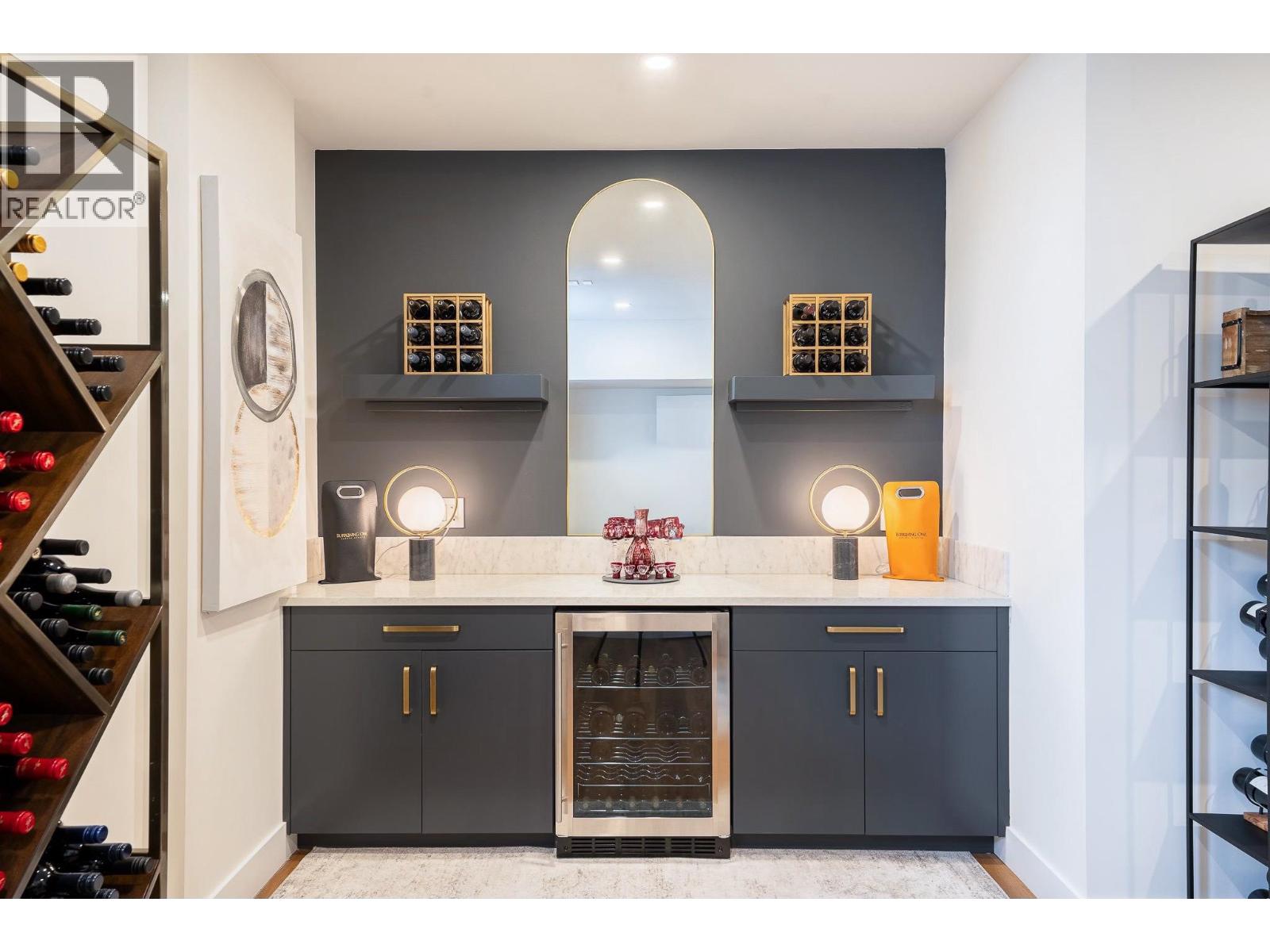 2450 GRAFTON PLACE - 31