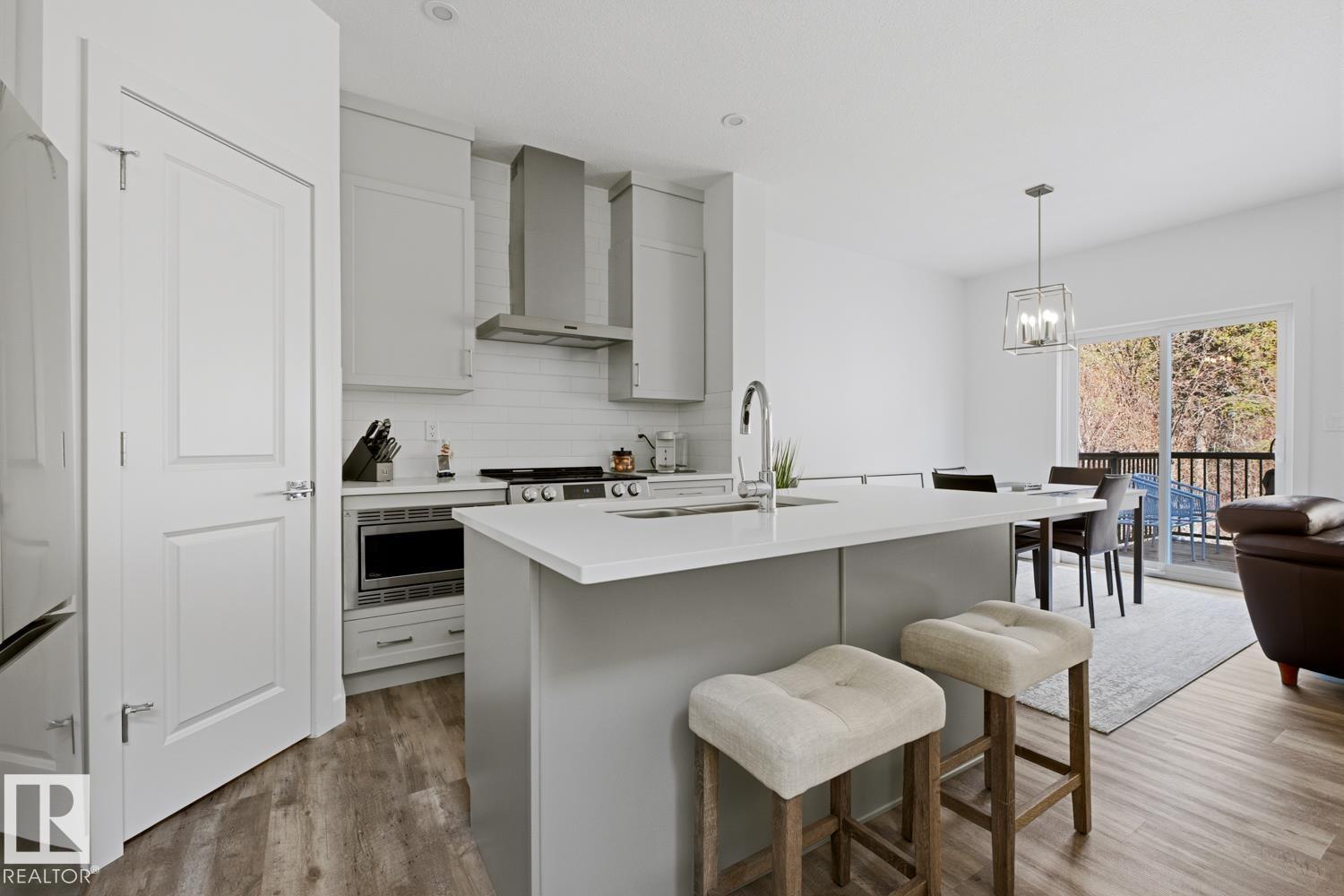 #19 5122 213A ST NW, Edmonton