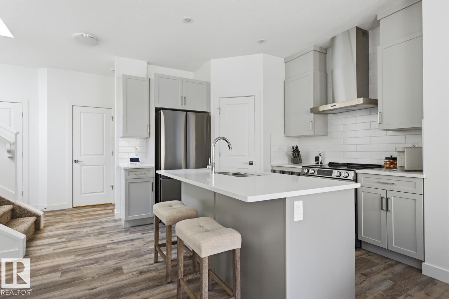 #19 5122 213A ST NW, Edmonton