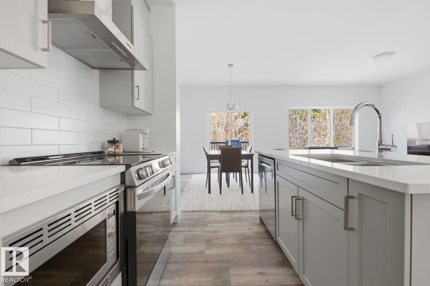 #19 5122 213A ST NW, Edmonton