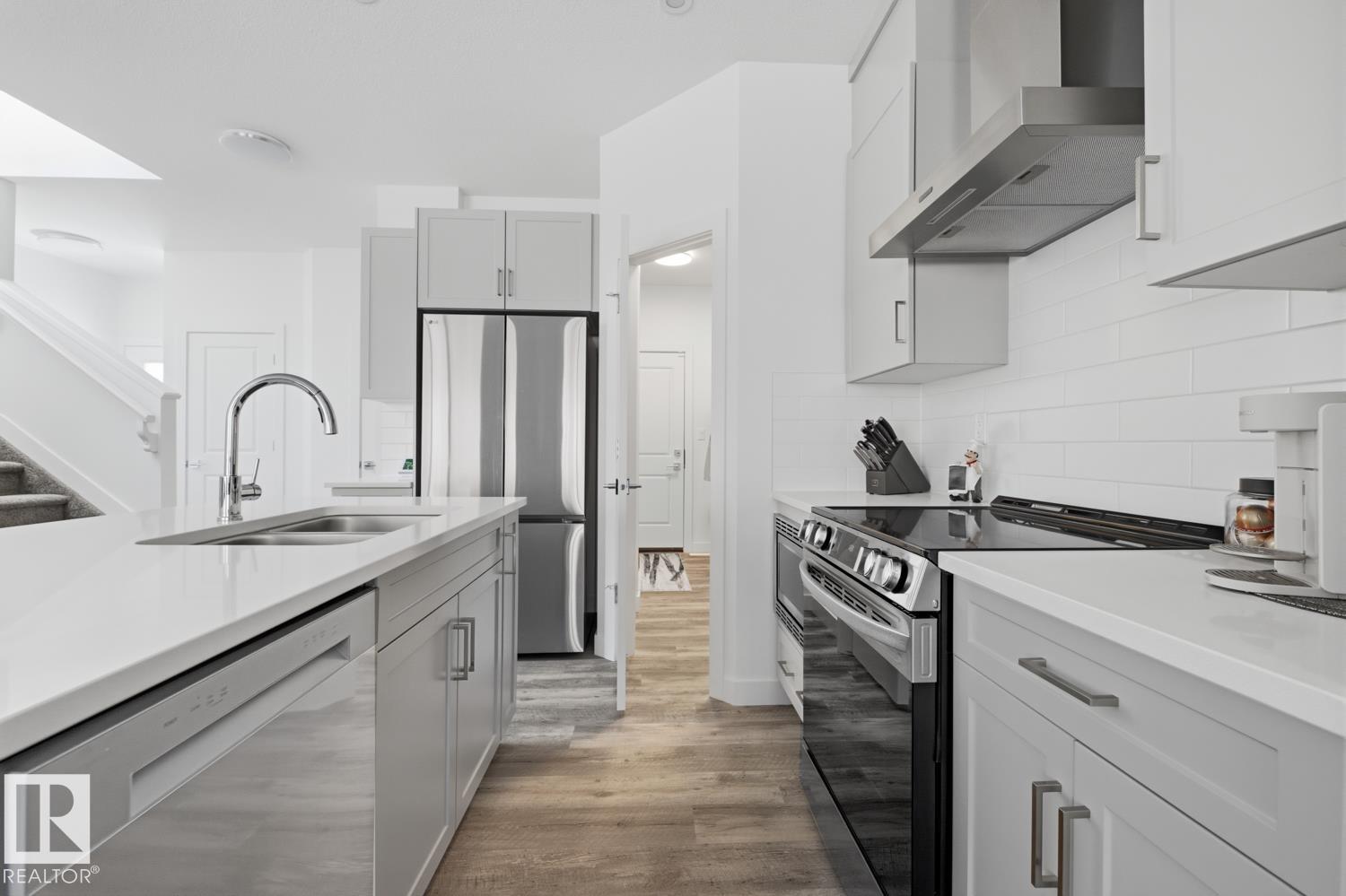 #19 5122 213A ST NW, Edmonton