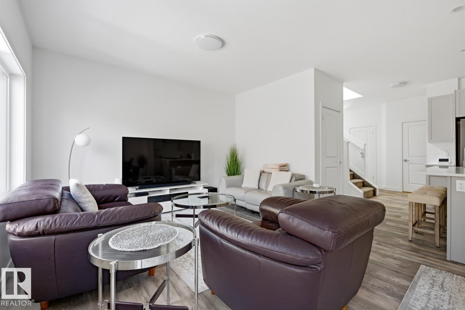 #19 5122 213A ST NW, Edmonton