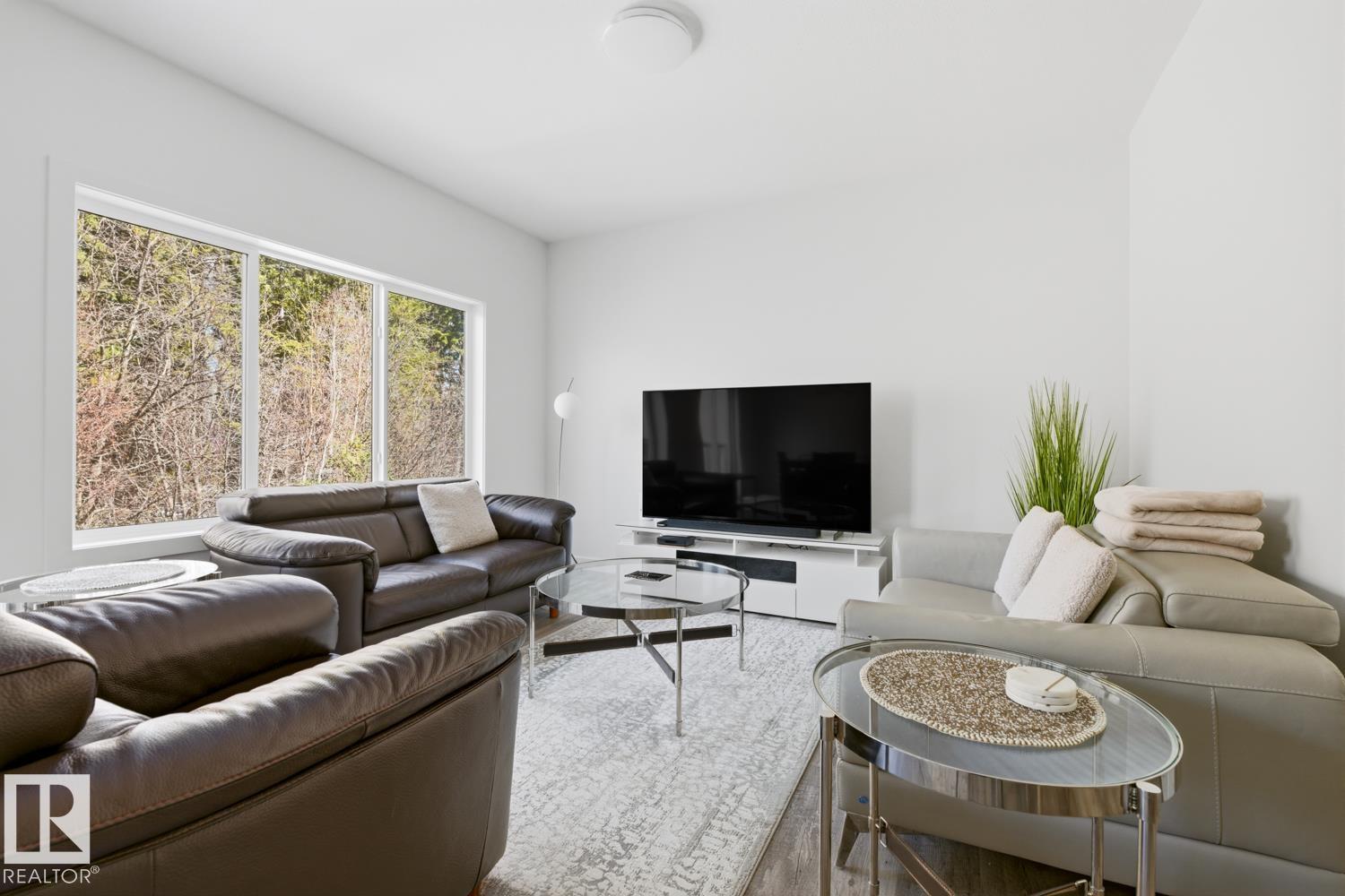 #19 5122 213A ST NW, Edmonton