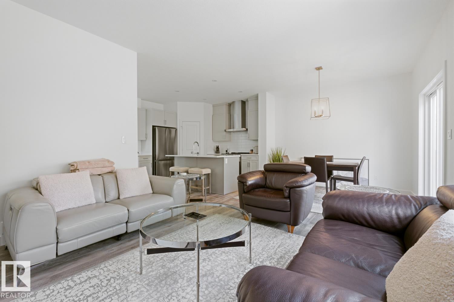 #19 5122 213A ST NW, Edmonton