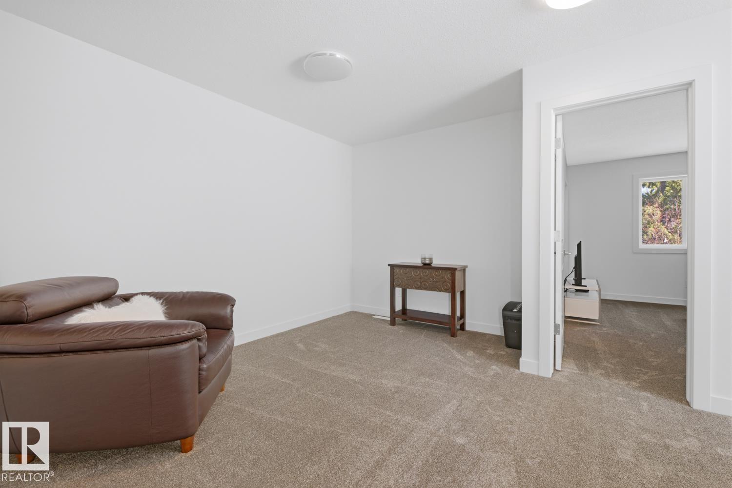 #19 5122 213A ST NW, Edmonton