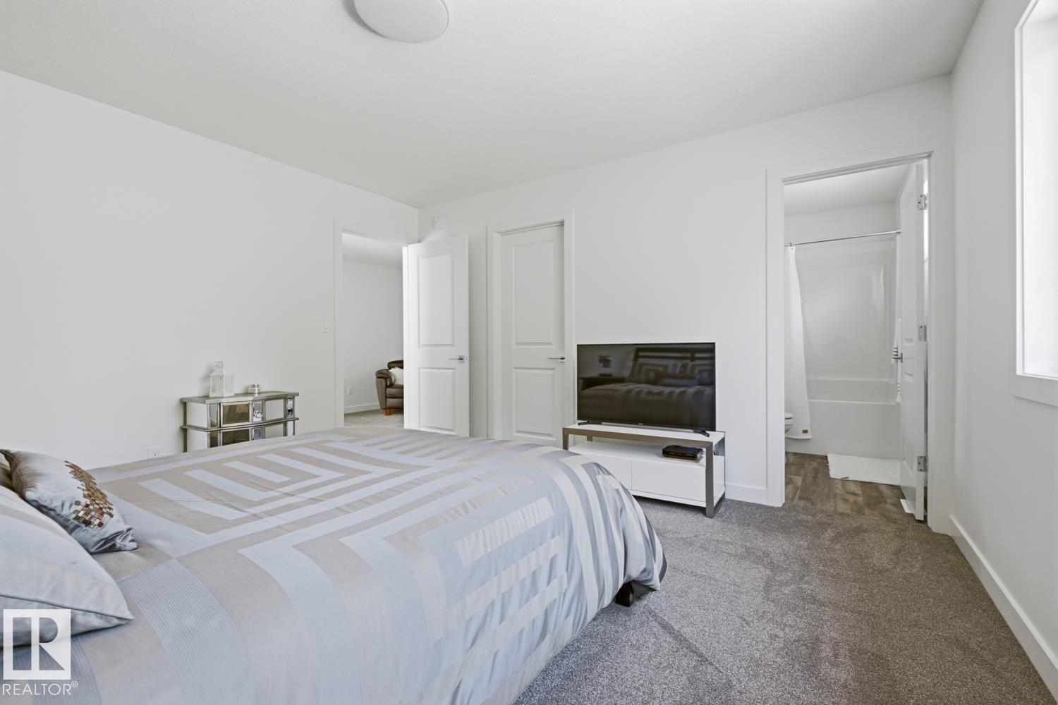 #19 5122 213A ST NW, Edmonton