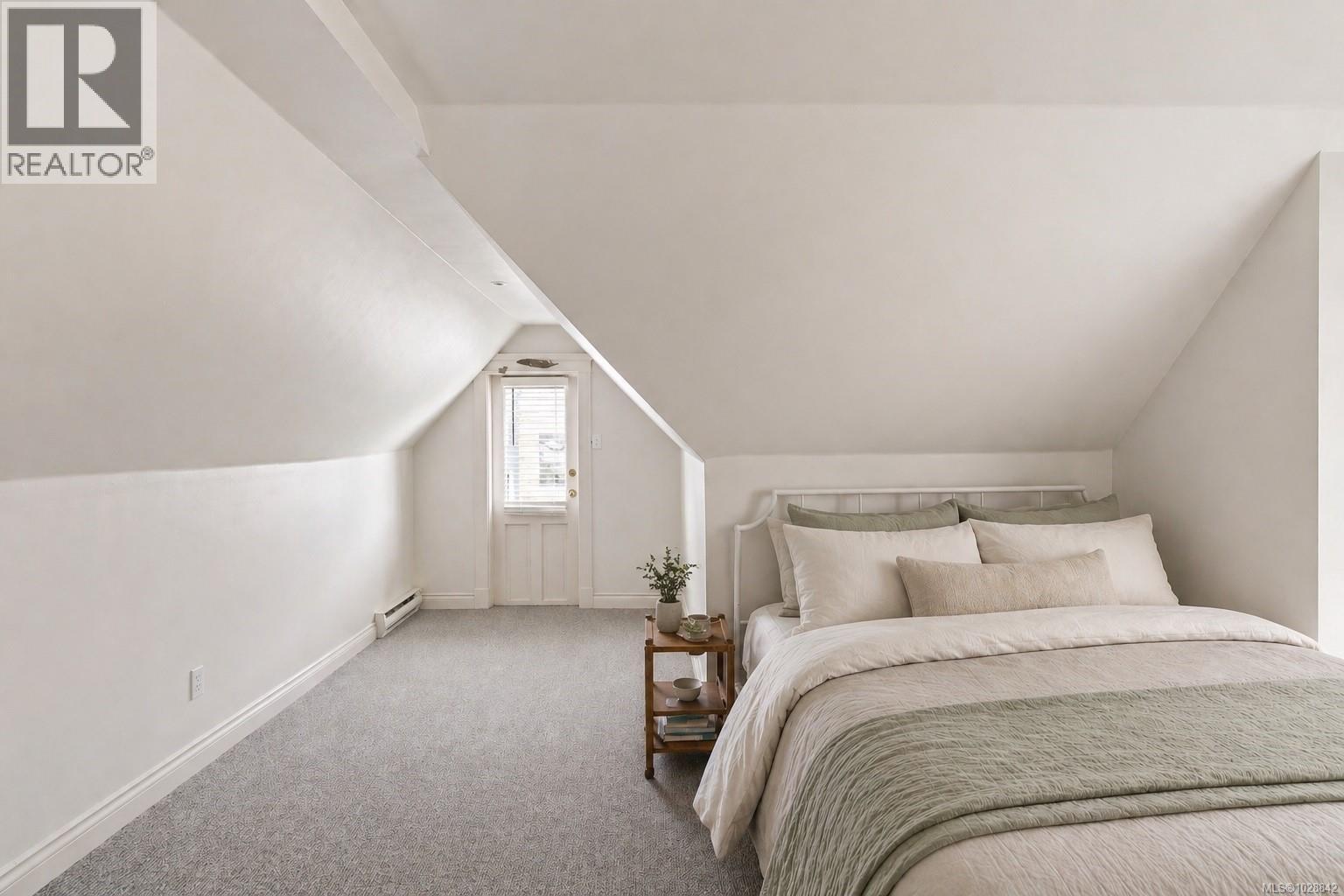  1270 Yates Street, Victoria