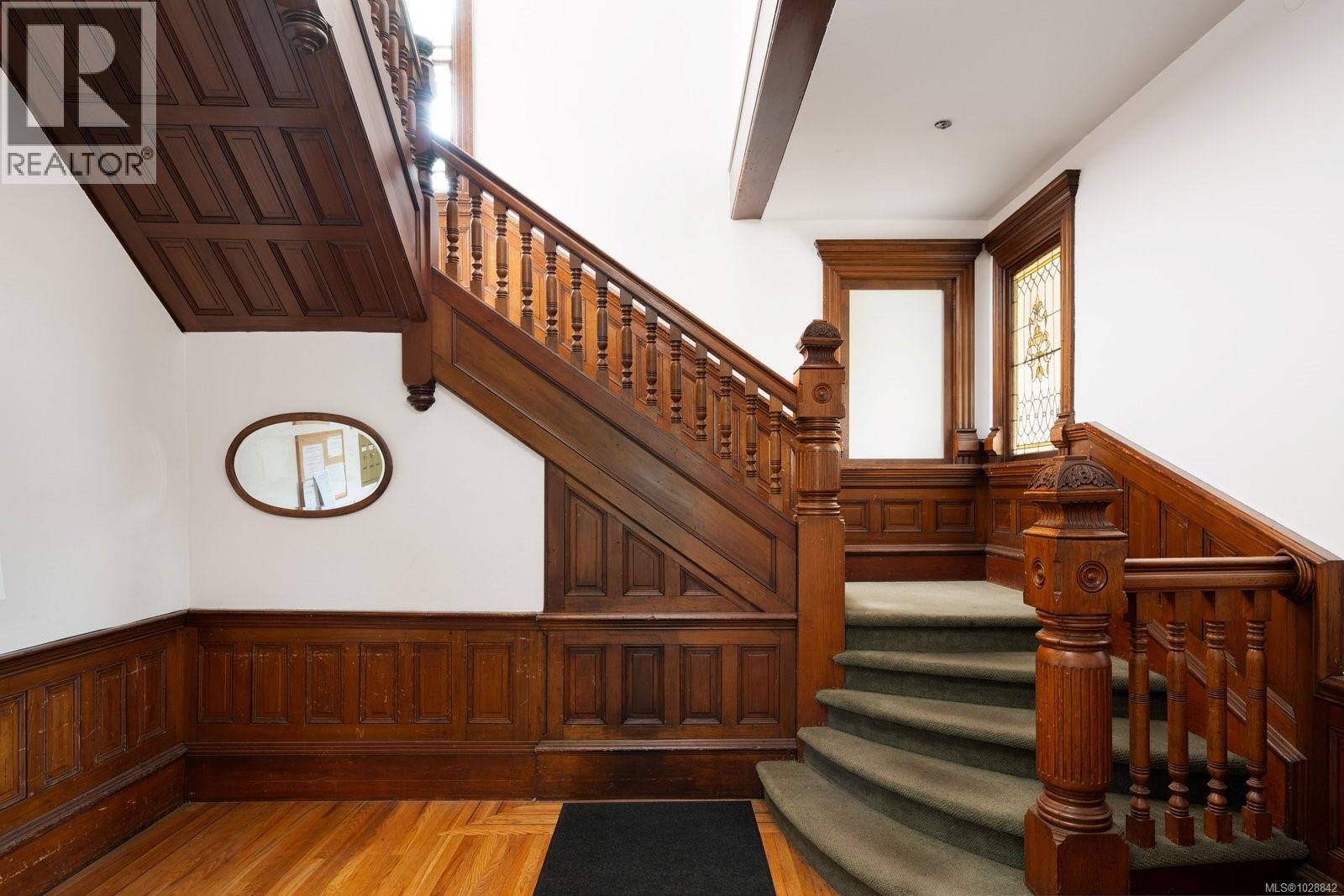  1270 Yates Street, Victoria